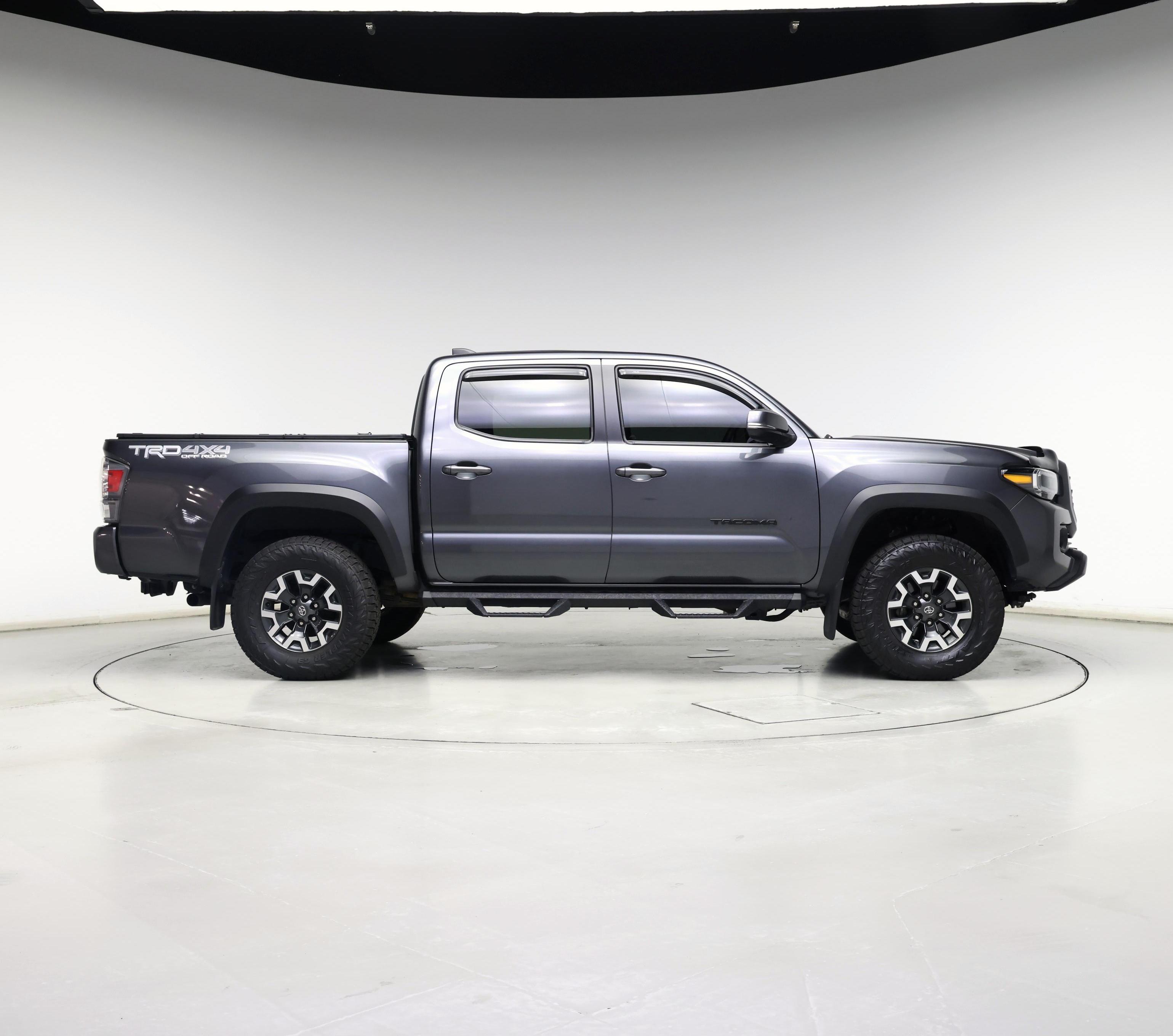 Thumbnail: 2022 Toyota Tacoma - 7