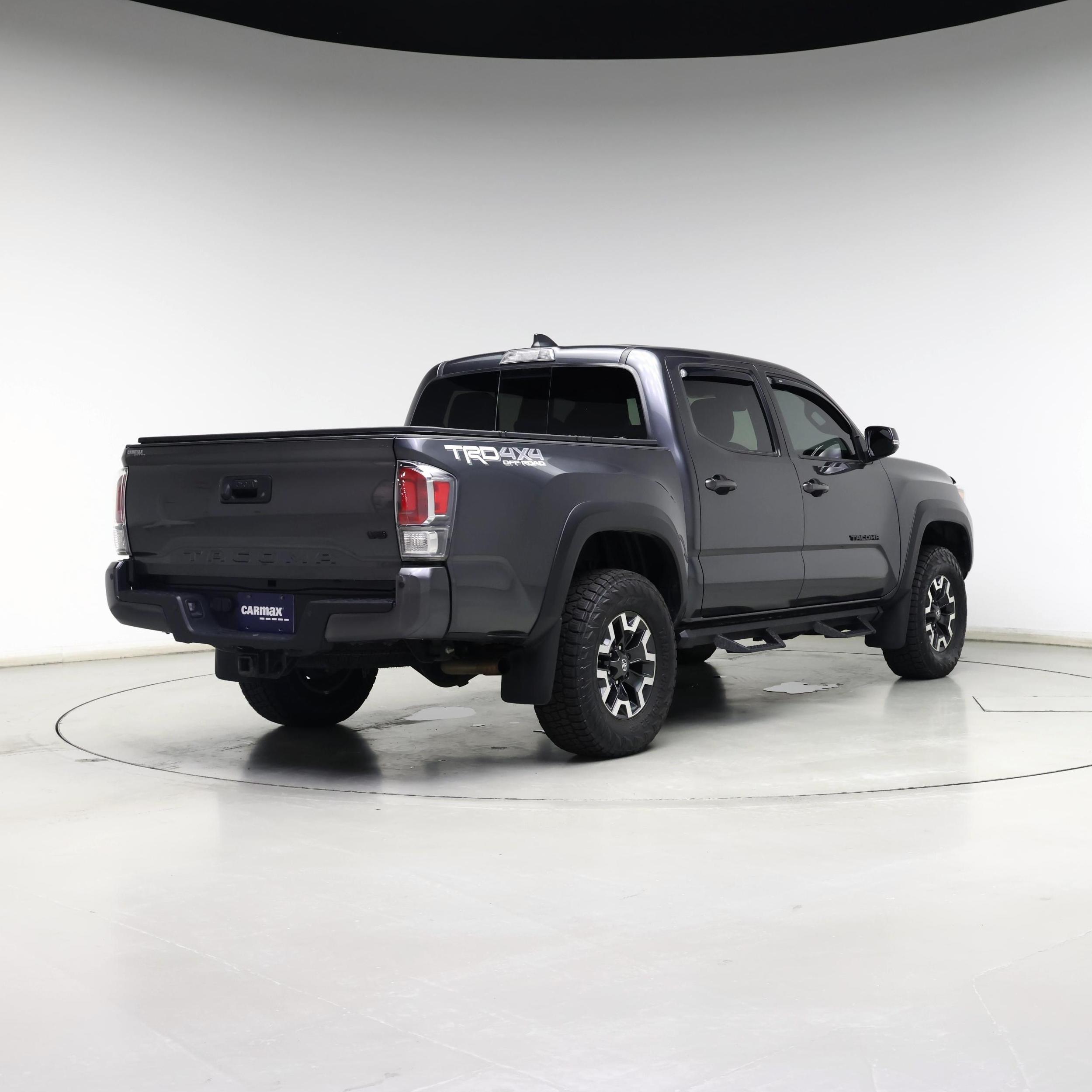 Thumbnail: 2022 Toyota Tacoma - 8