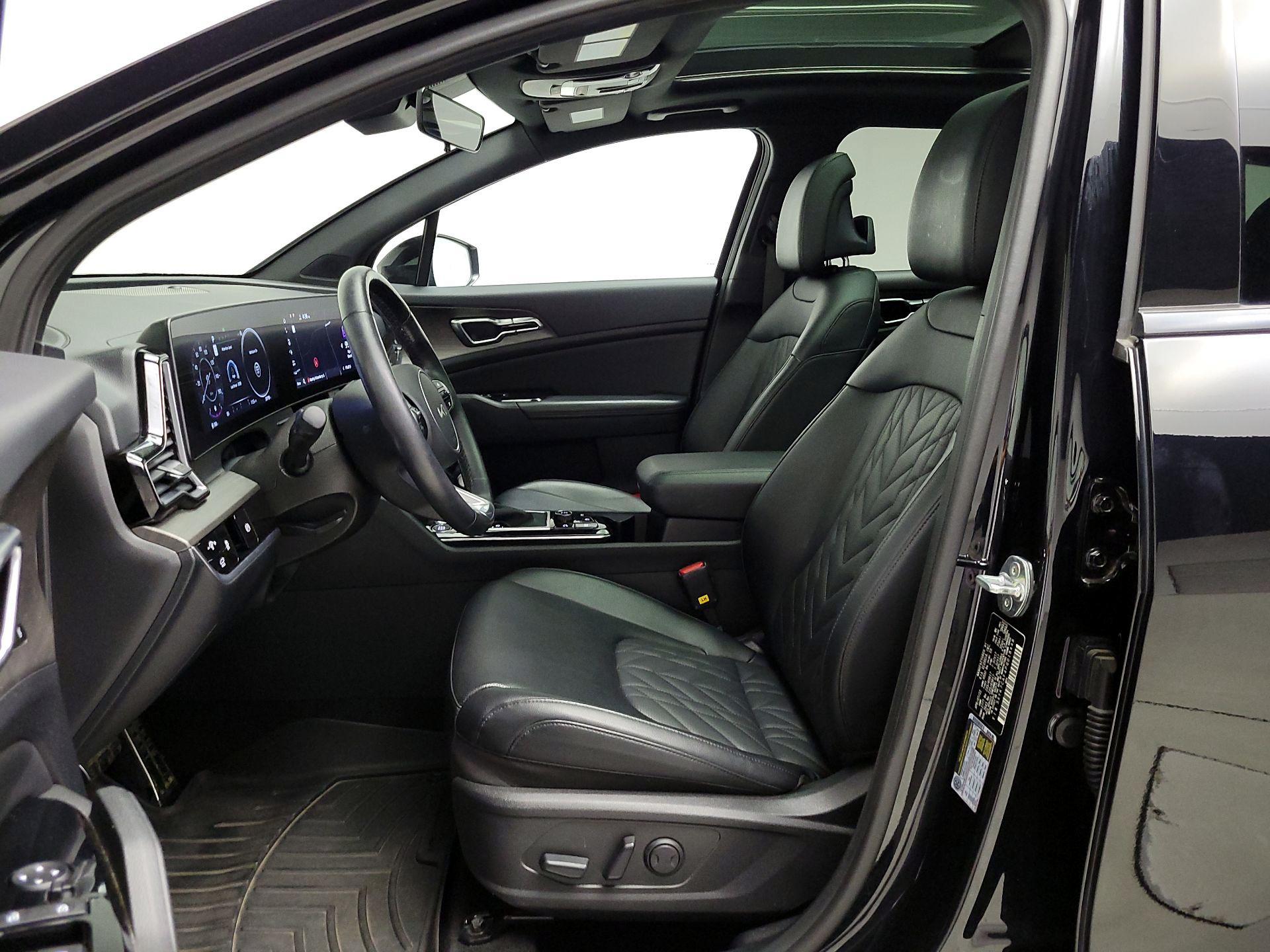 Thumbnail: 2023 Kia Sportage - 11