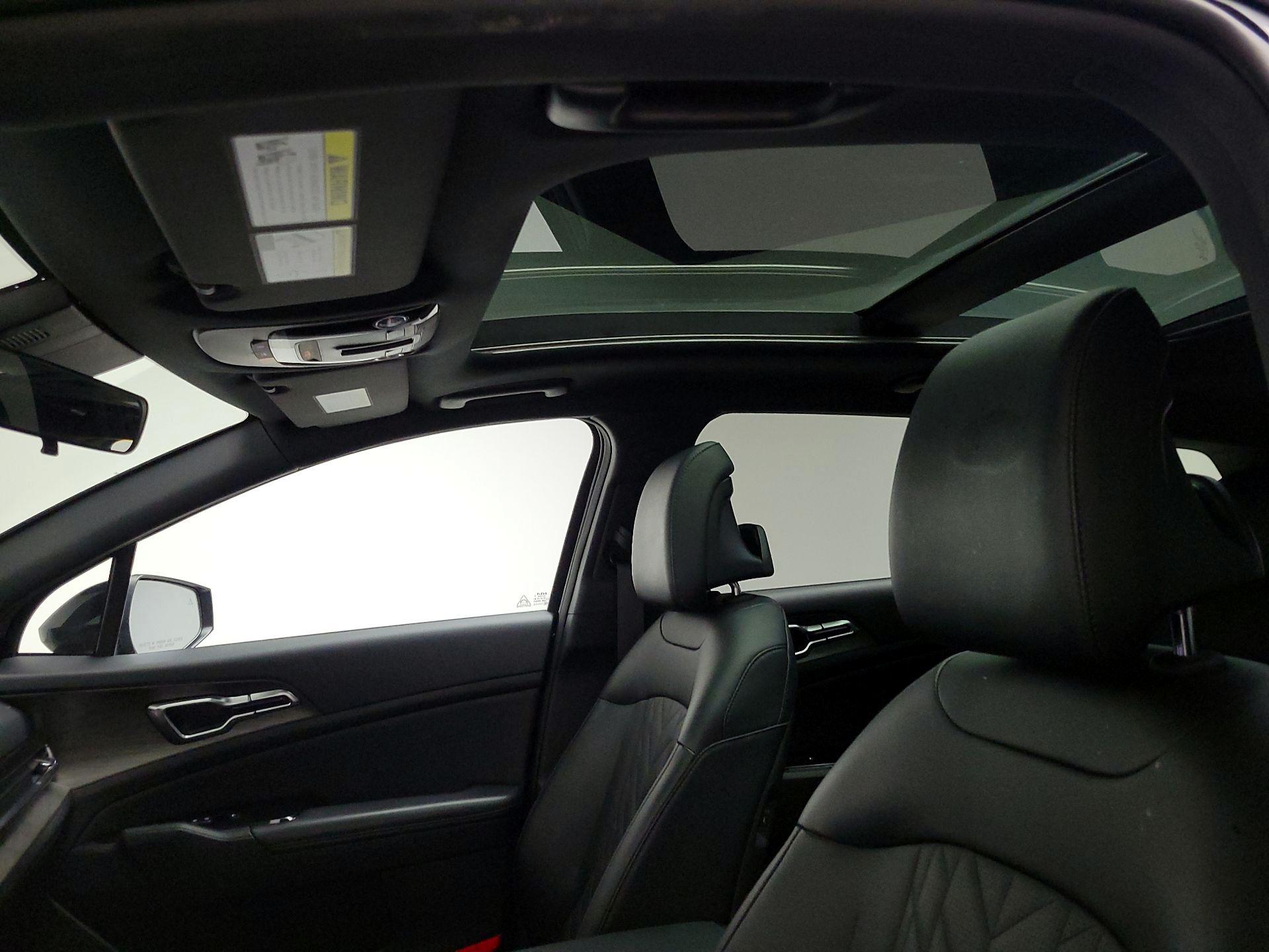 Thumbnail: 2023 Kia Sportage - 20