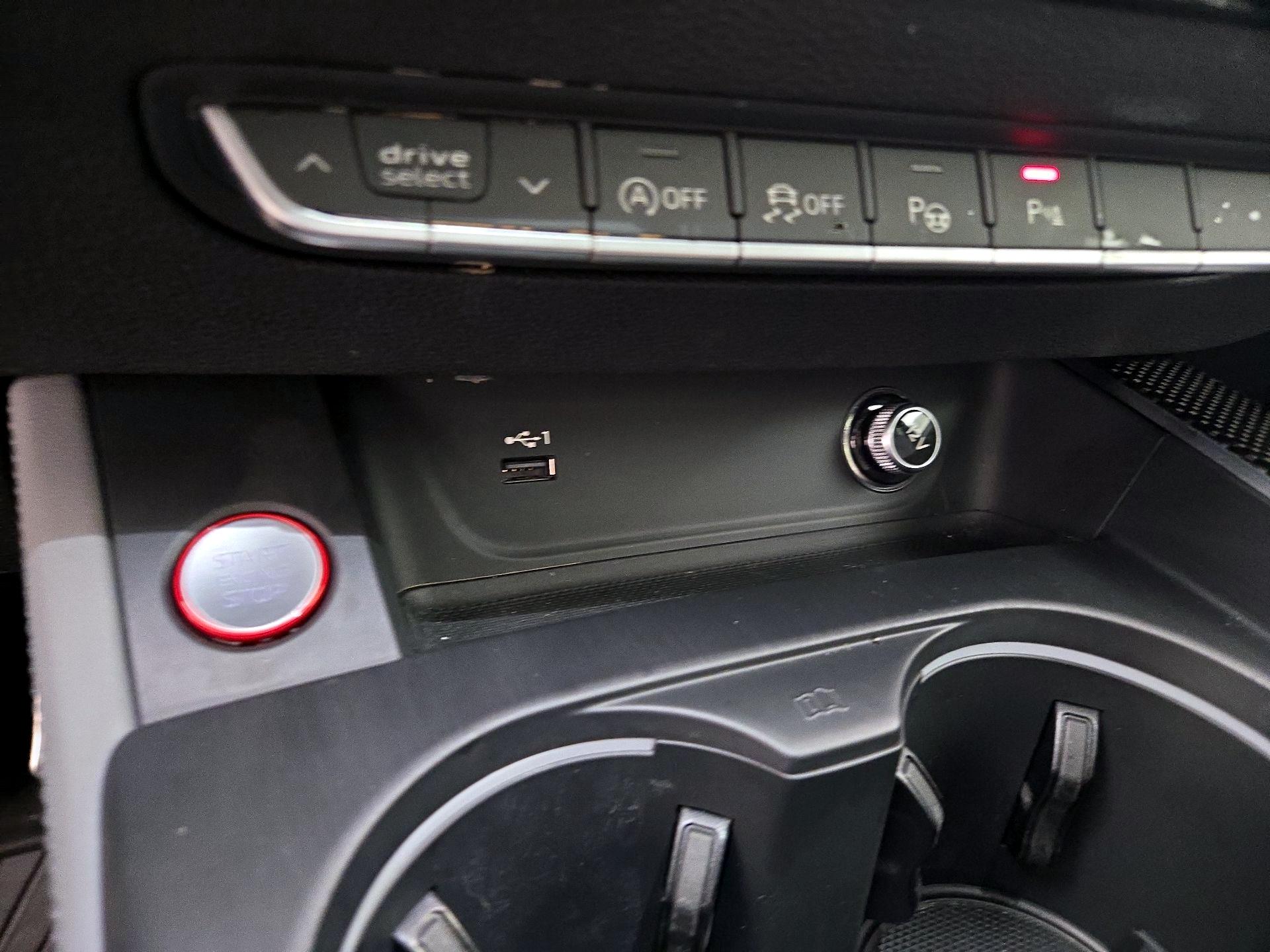 Thumbnail: 2019 Audi S5 - 19