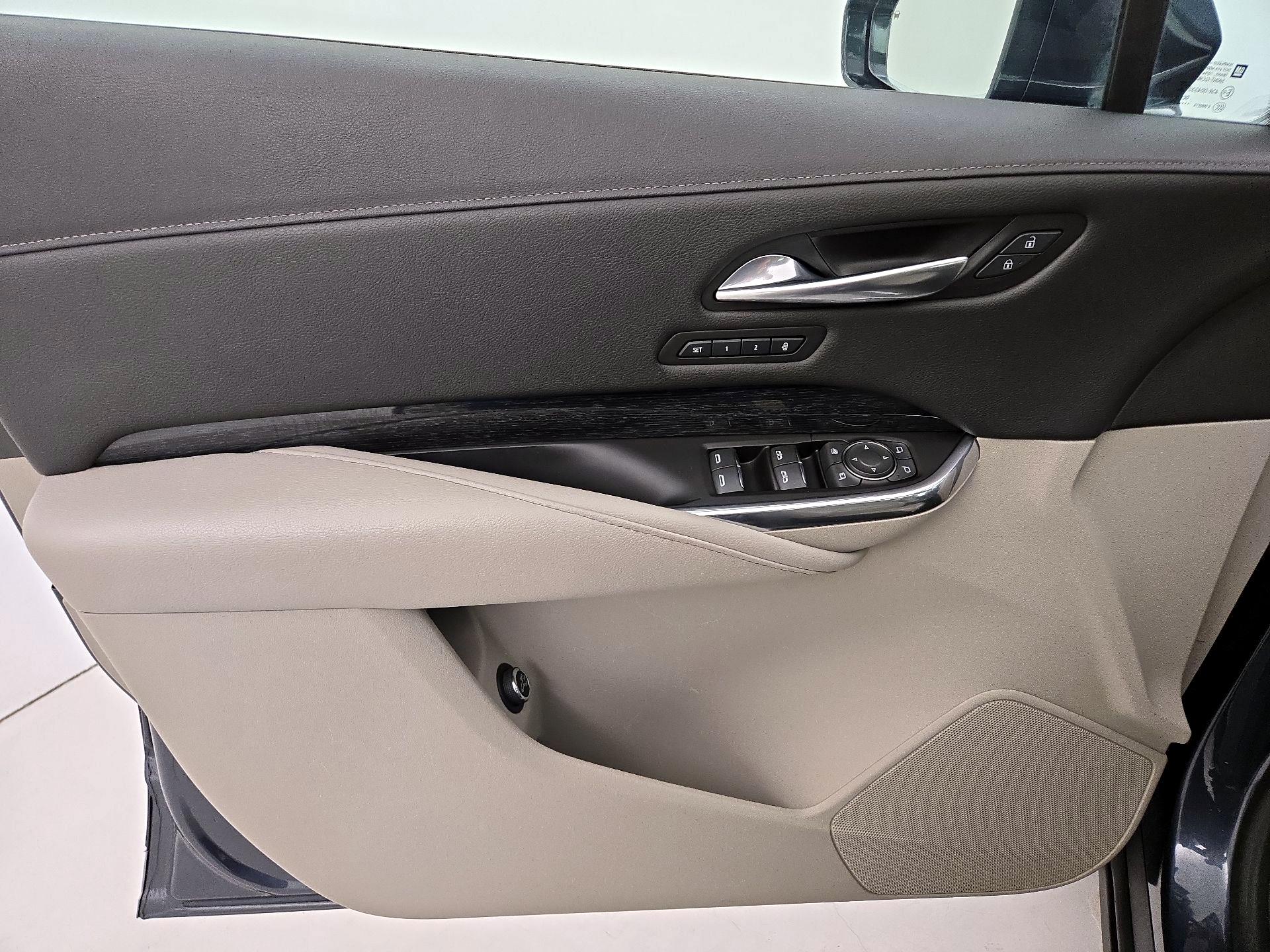 Thumbnail: 2019 Cadillac XT4 - 12