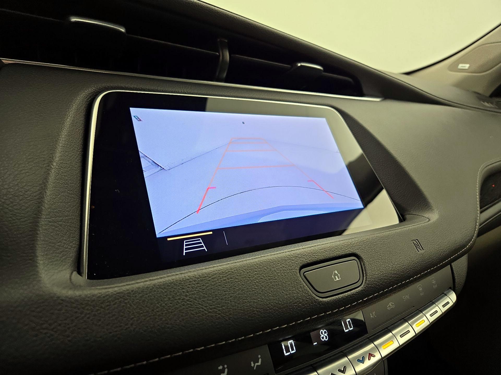 Thumbnail: 2019 Cadillac XT4 - 15