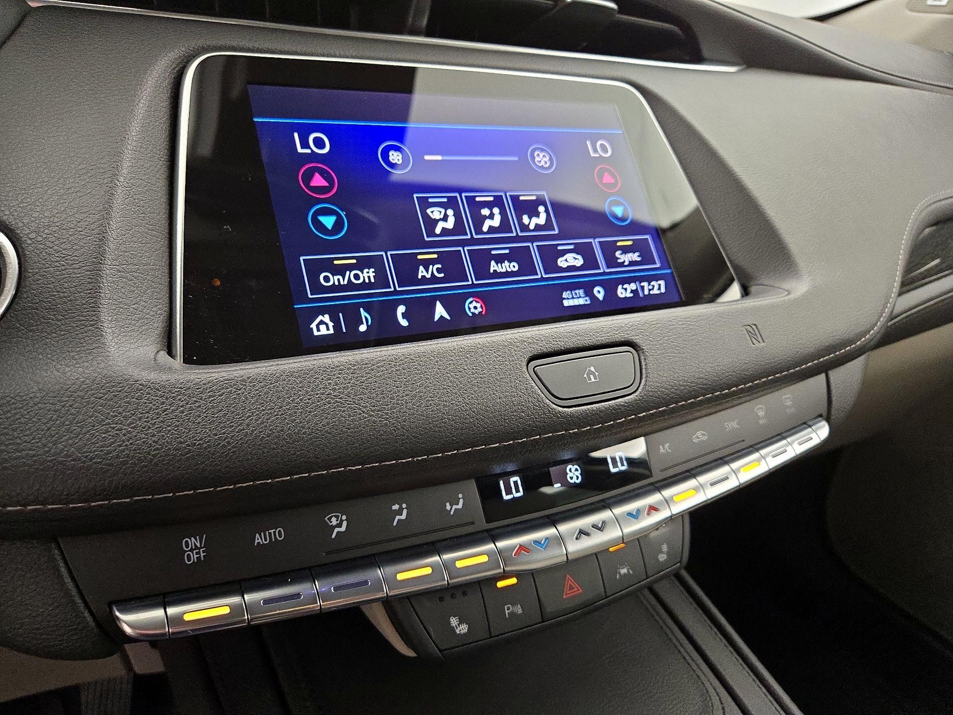 Thumbnail: 2019 Cadillac XT4 - 17