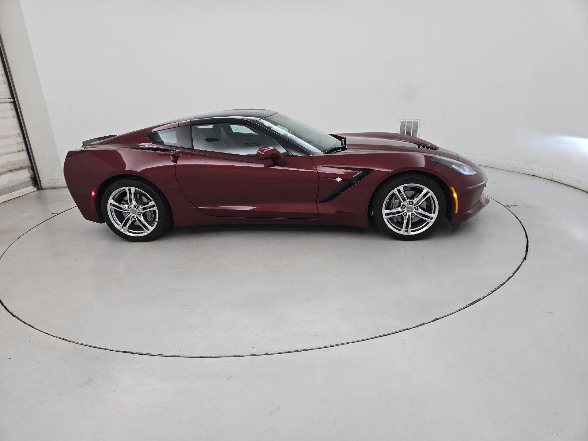 Thumbnail: 2017 Chevrolet Corvette - 4