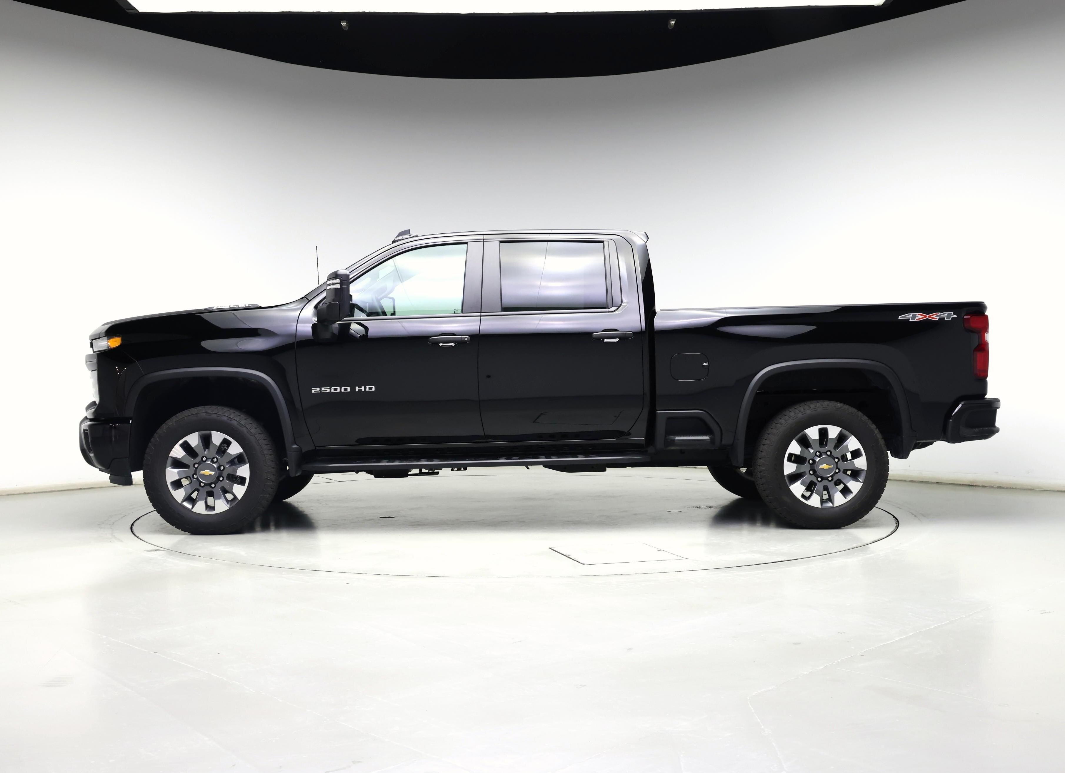 Thumbnail: 2024 Chevrolet Silverado 2500 - 3