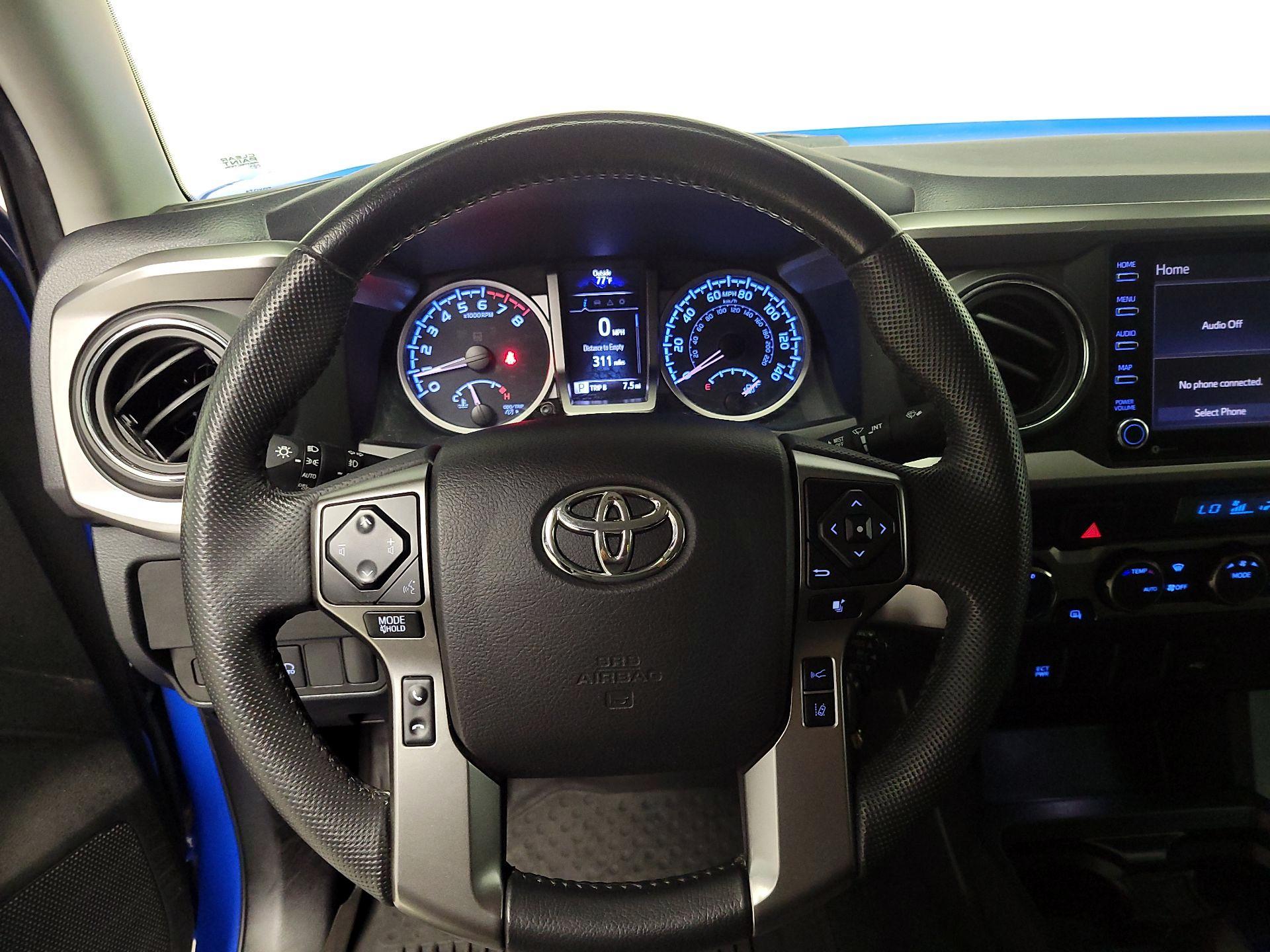 Thumbnail: 2021 Toyota Tacoma - 10