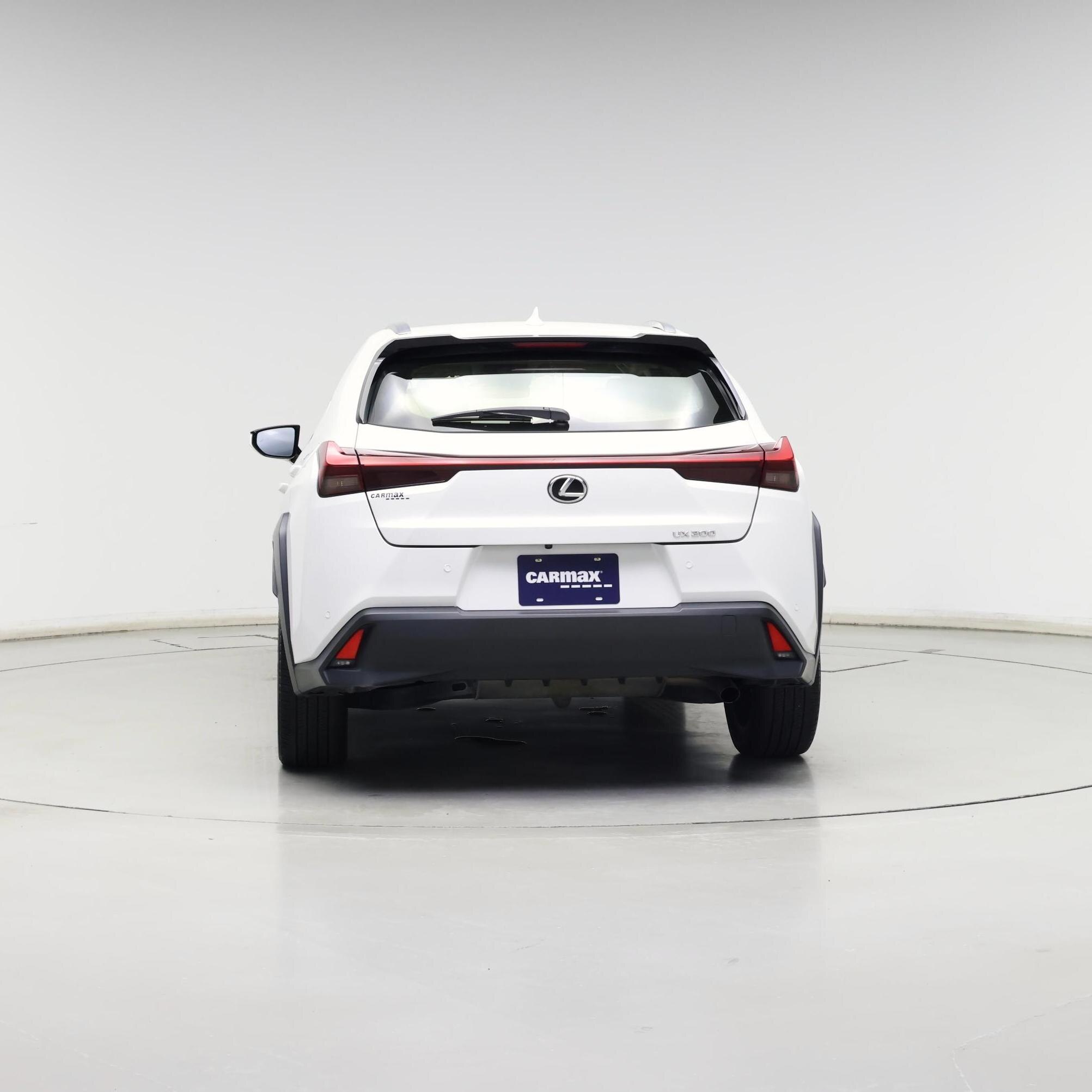 Thumbnail: 2021 Lexus UX - 6