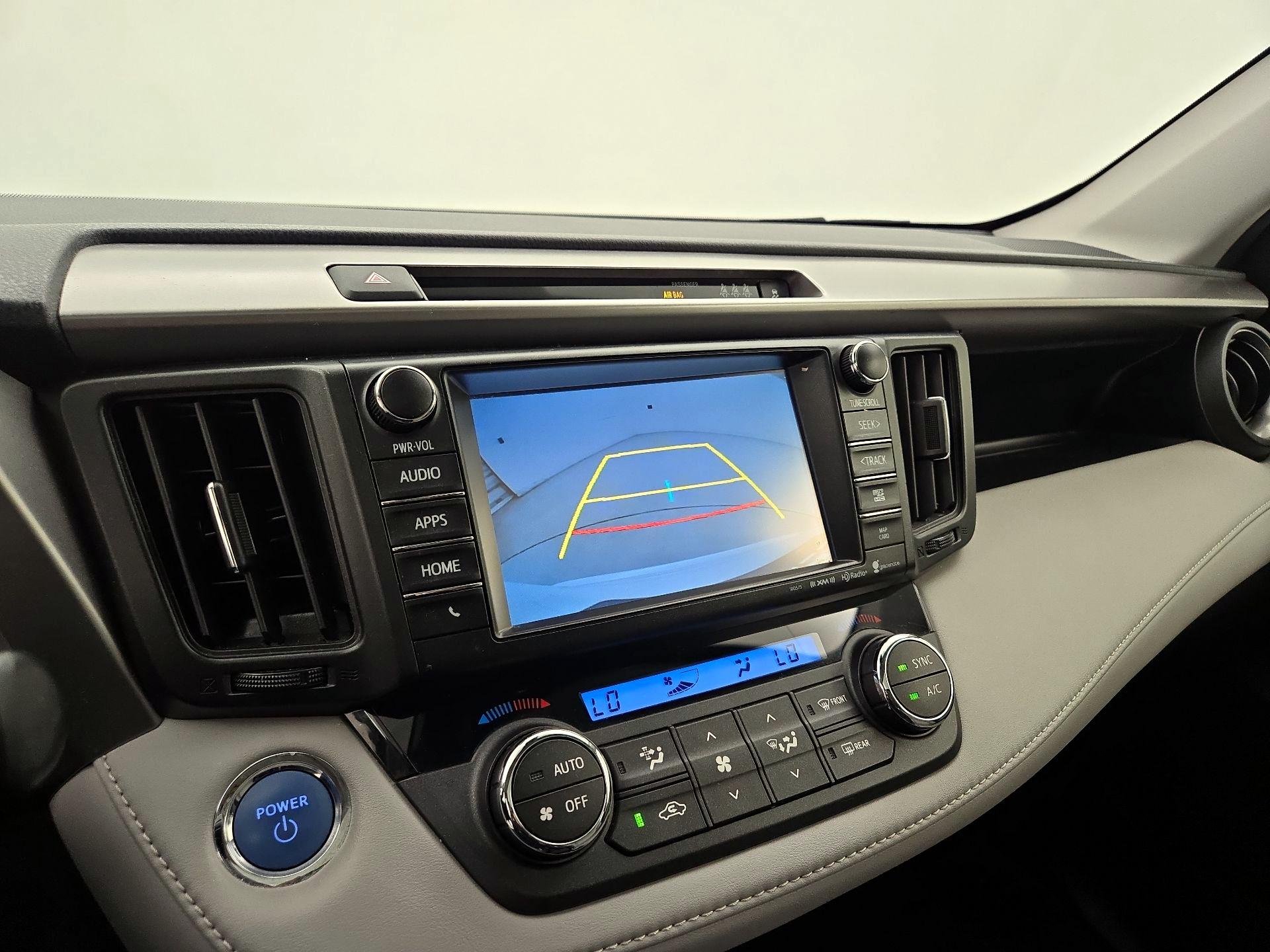 Thumbnail: 2017 Toyota RAV4 - 15
