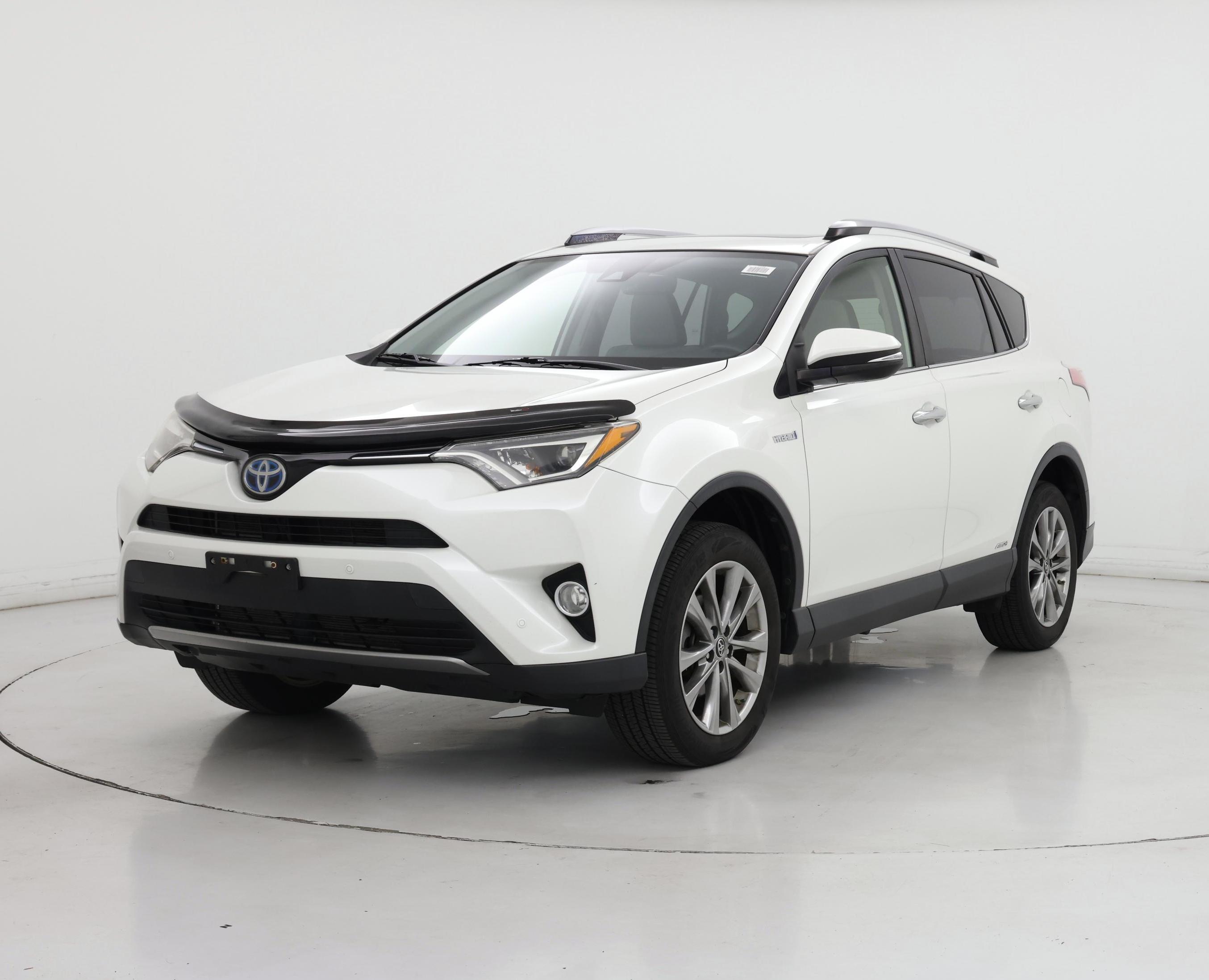 Thumbnail: 2017 Toyota RAV4 - 4