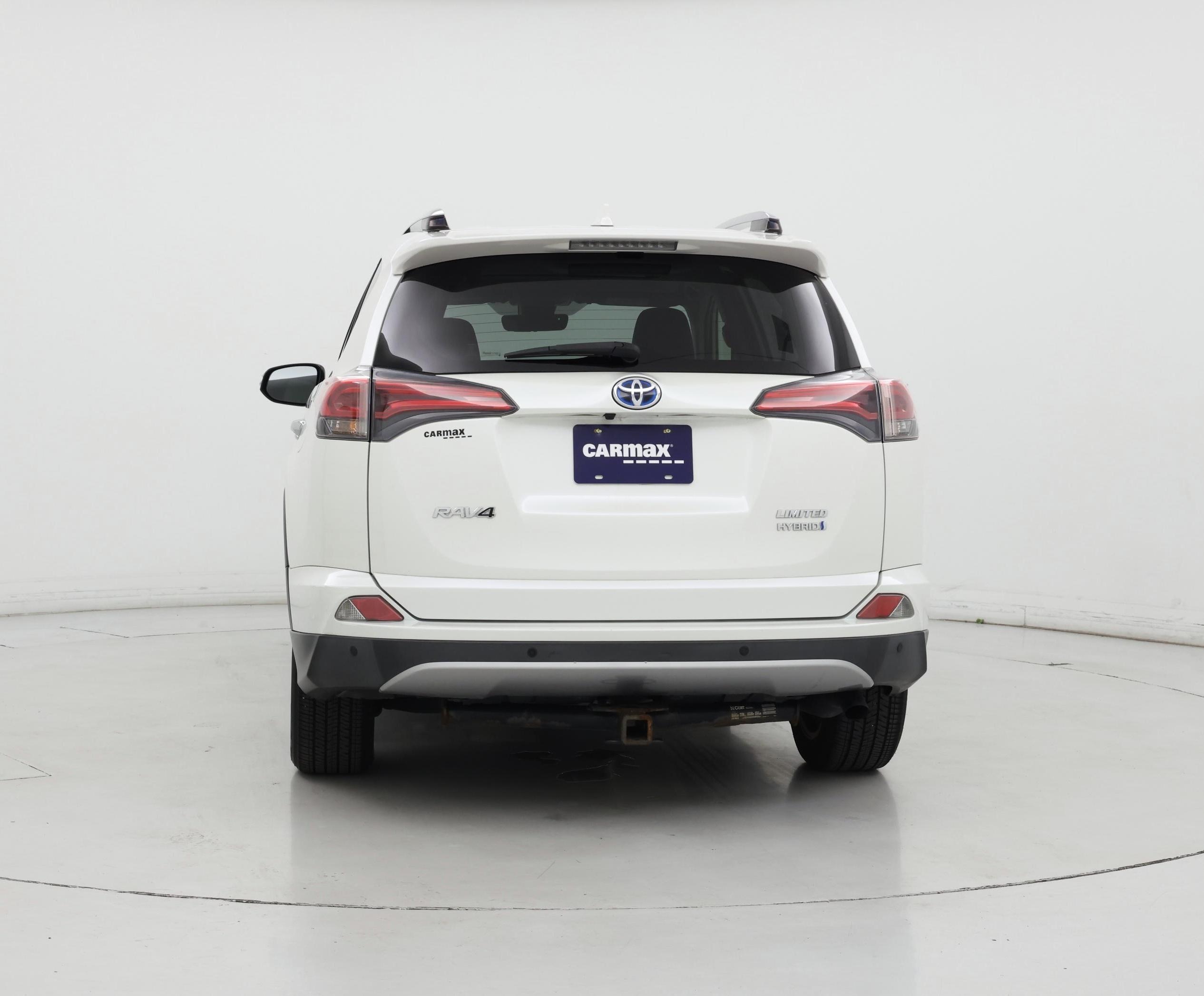 Thumbnail: 2017 Toyota RAV4 - 6