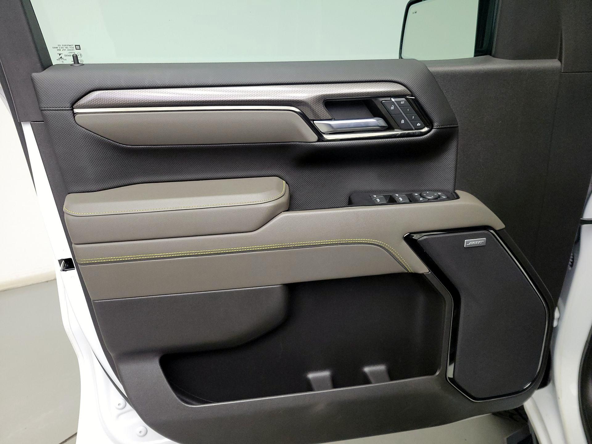 Thumbnail: 2023 Chevrolet Silverado 1500 - 12
