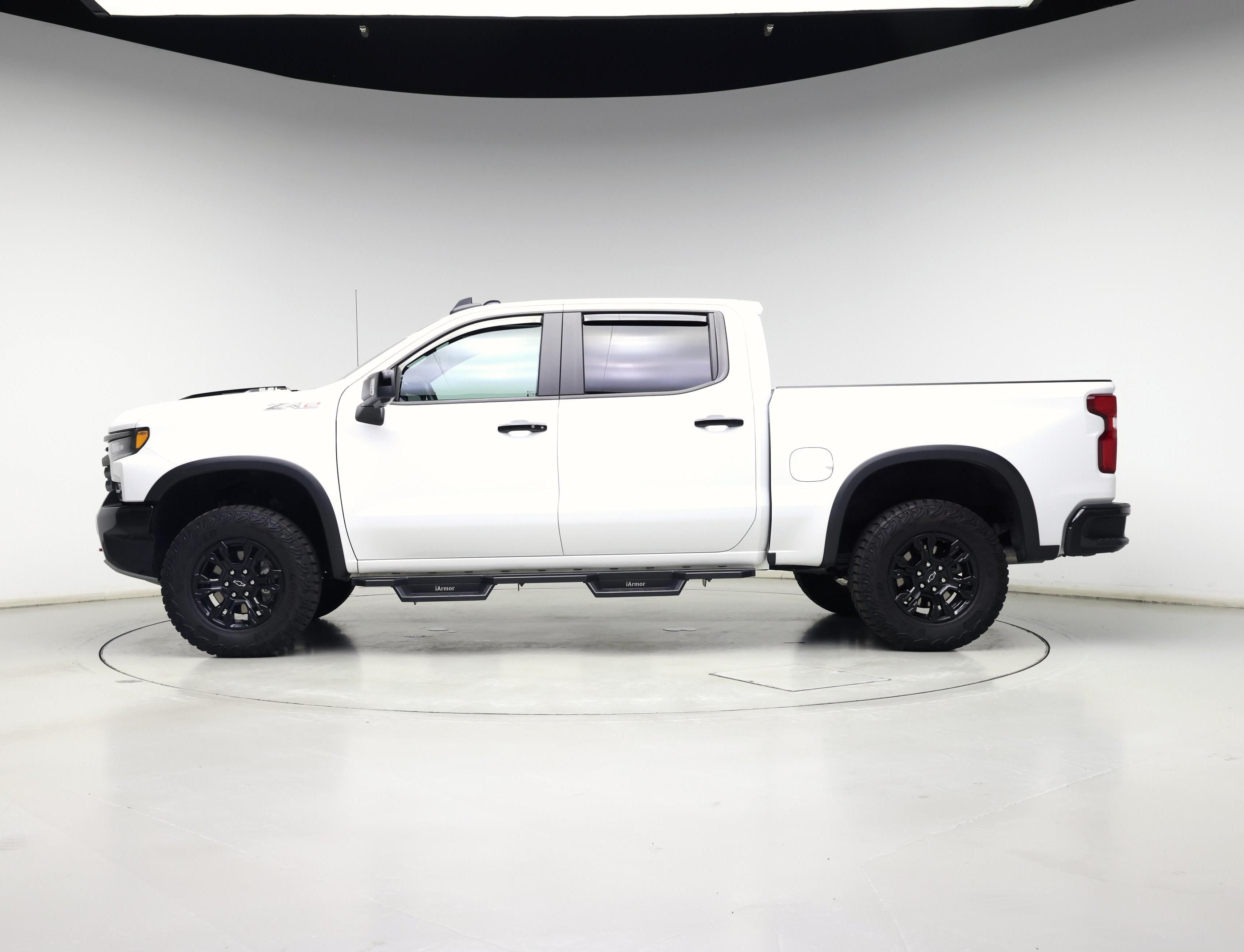 Thumbnail: 2023 Chevrolet Silverado 1500 - 3
