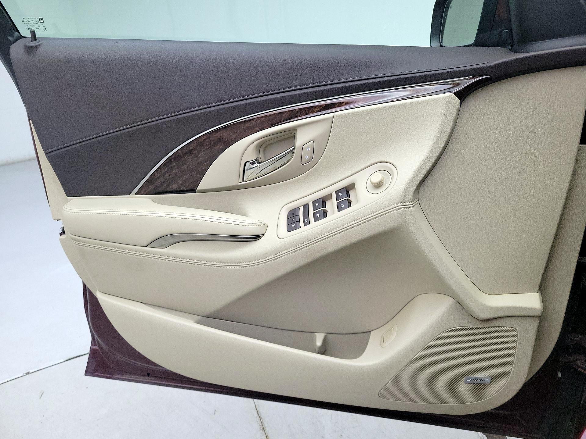 Thumbnail: 2016 Buick LaCrosse - 12