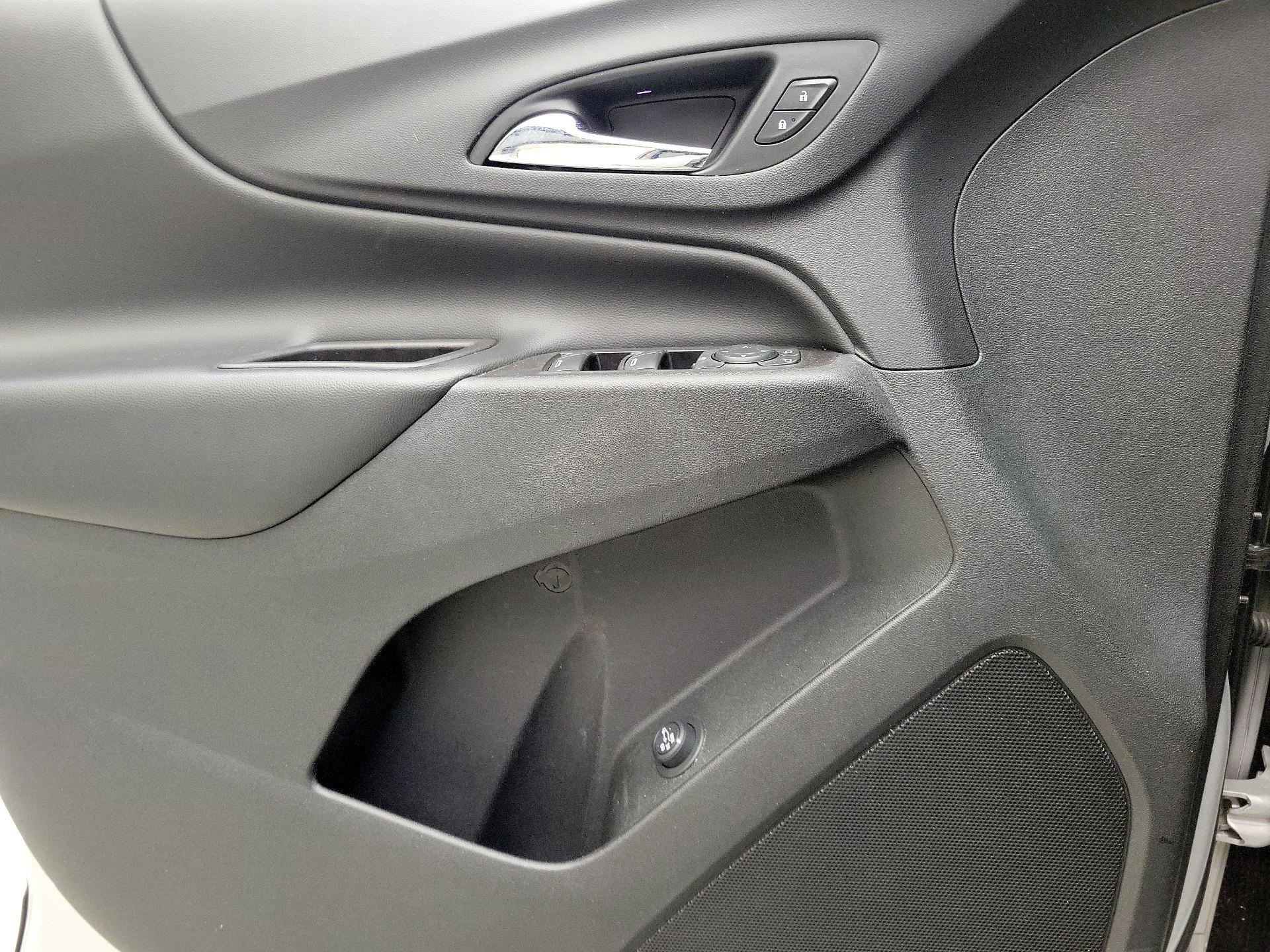 Thumbnail: 2020 Chevrolet Equinox - 12