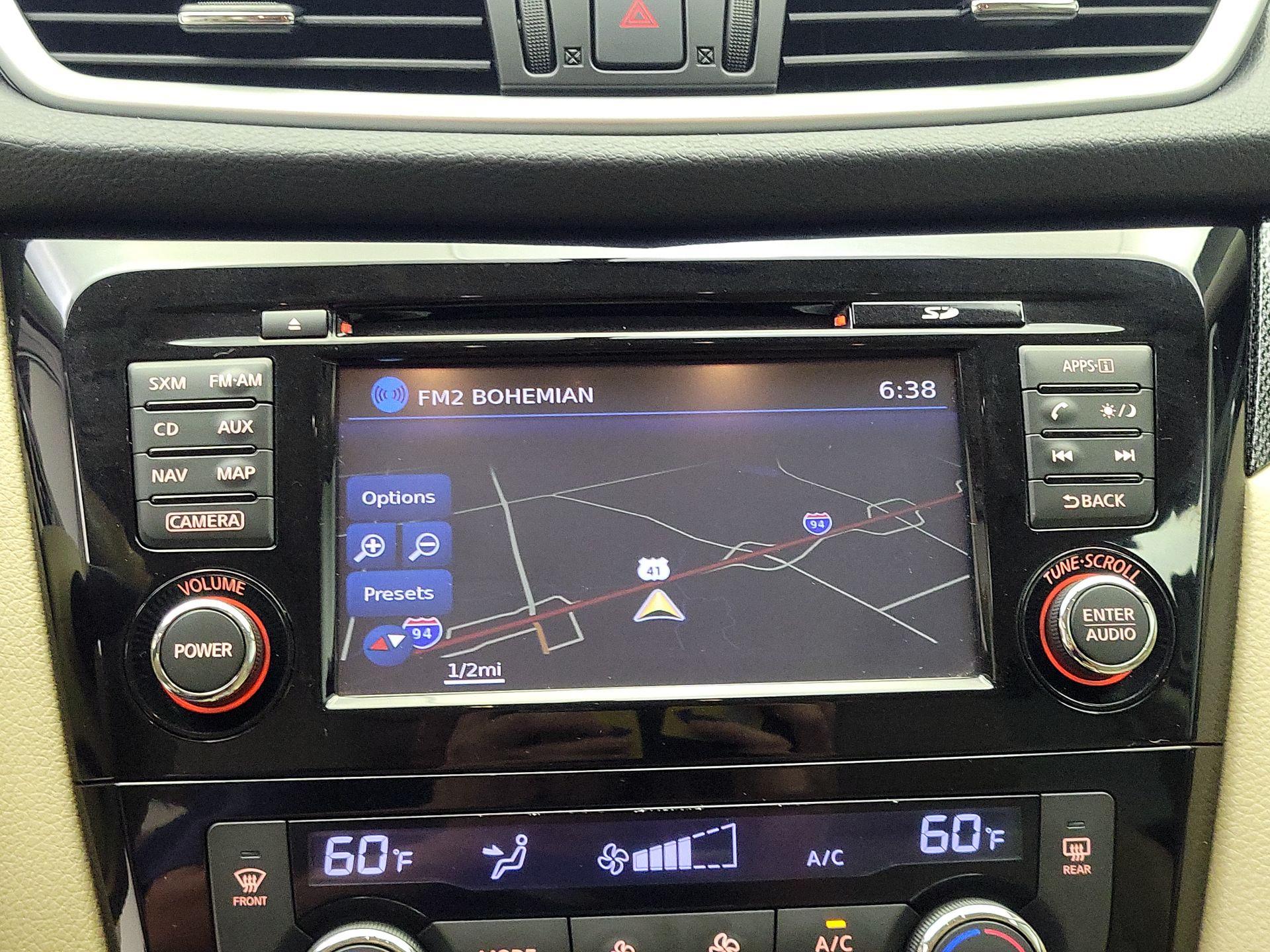 Thumbnail: 2015 Nissan Rogue - 14