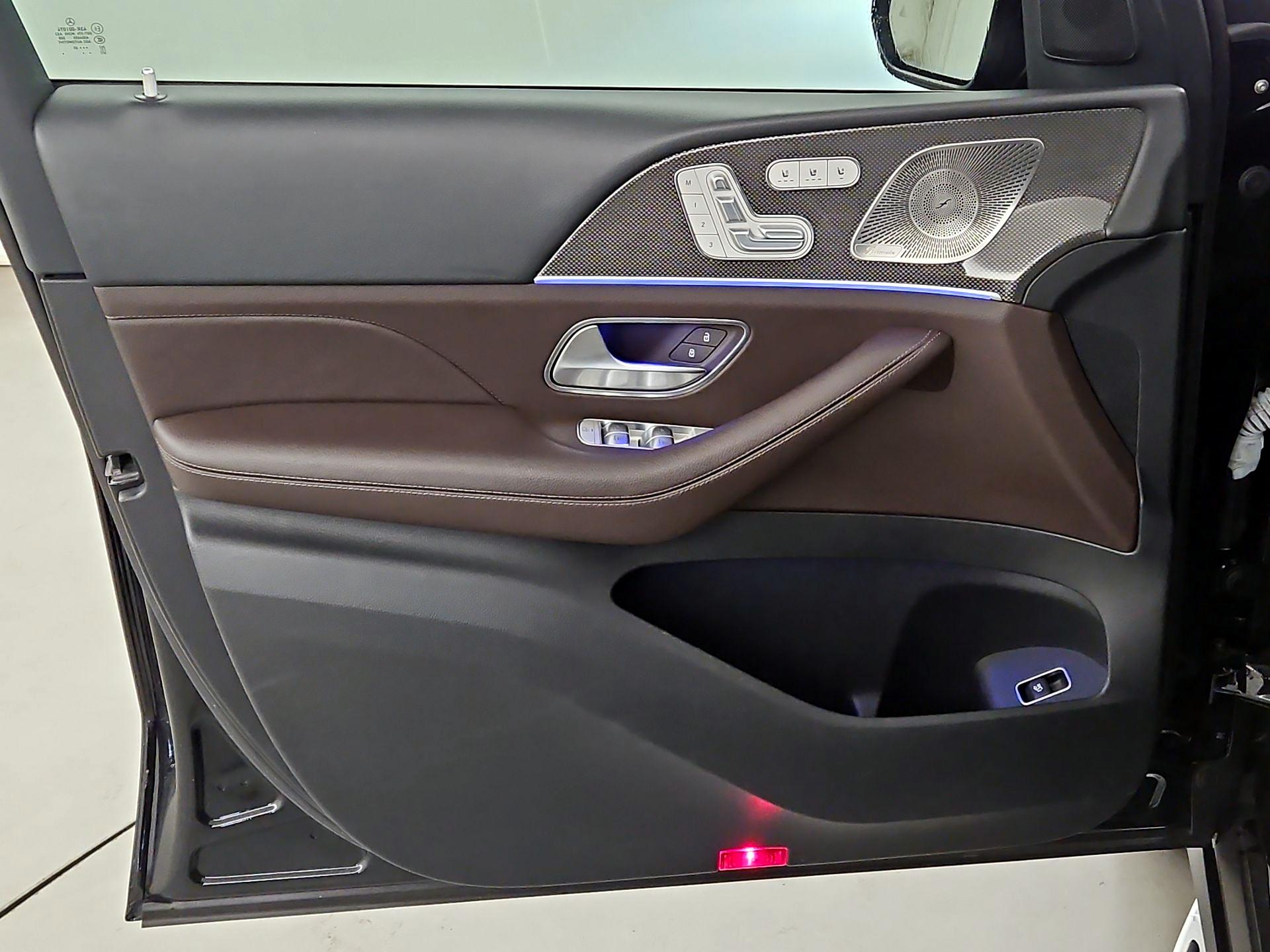 Thumbnail: 2022 Mercedes-Benz GLS - 12