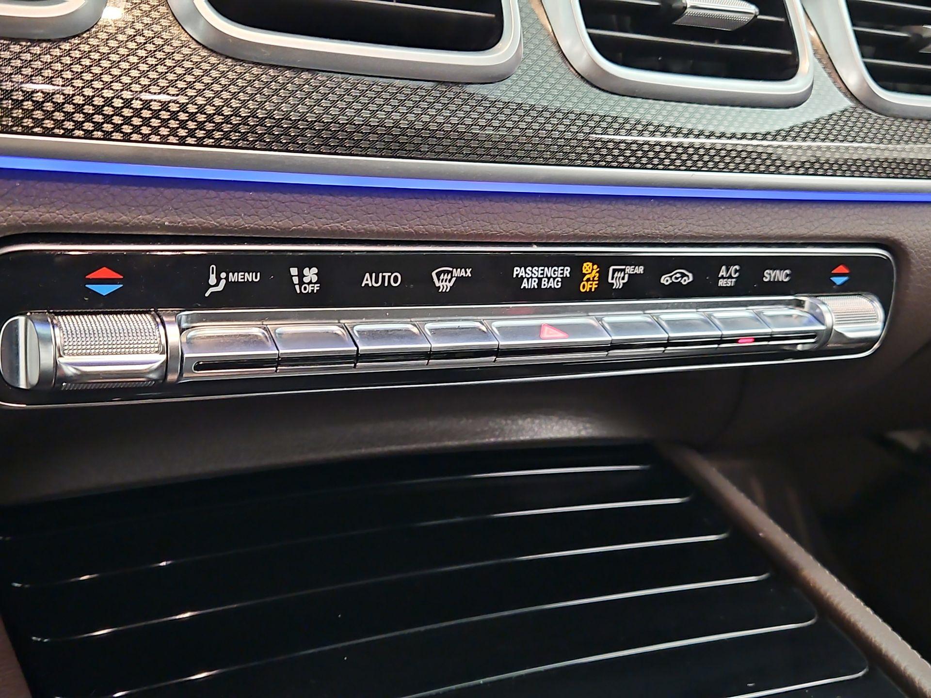 Thumbnail: 2022 Mercedes-Benz GLS - 17