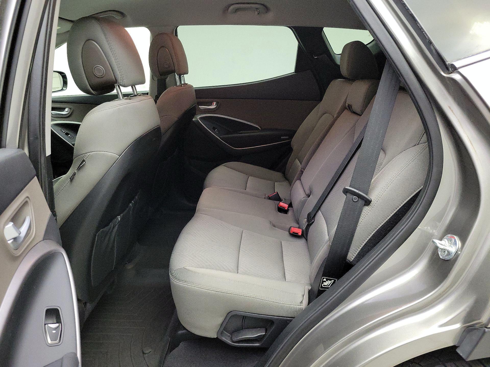Thumbnail: 2014 Hyundai Santa Fe - 19
