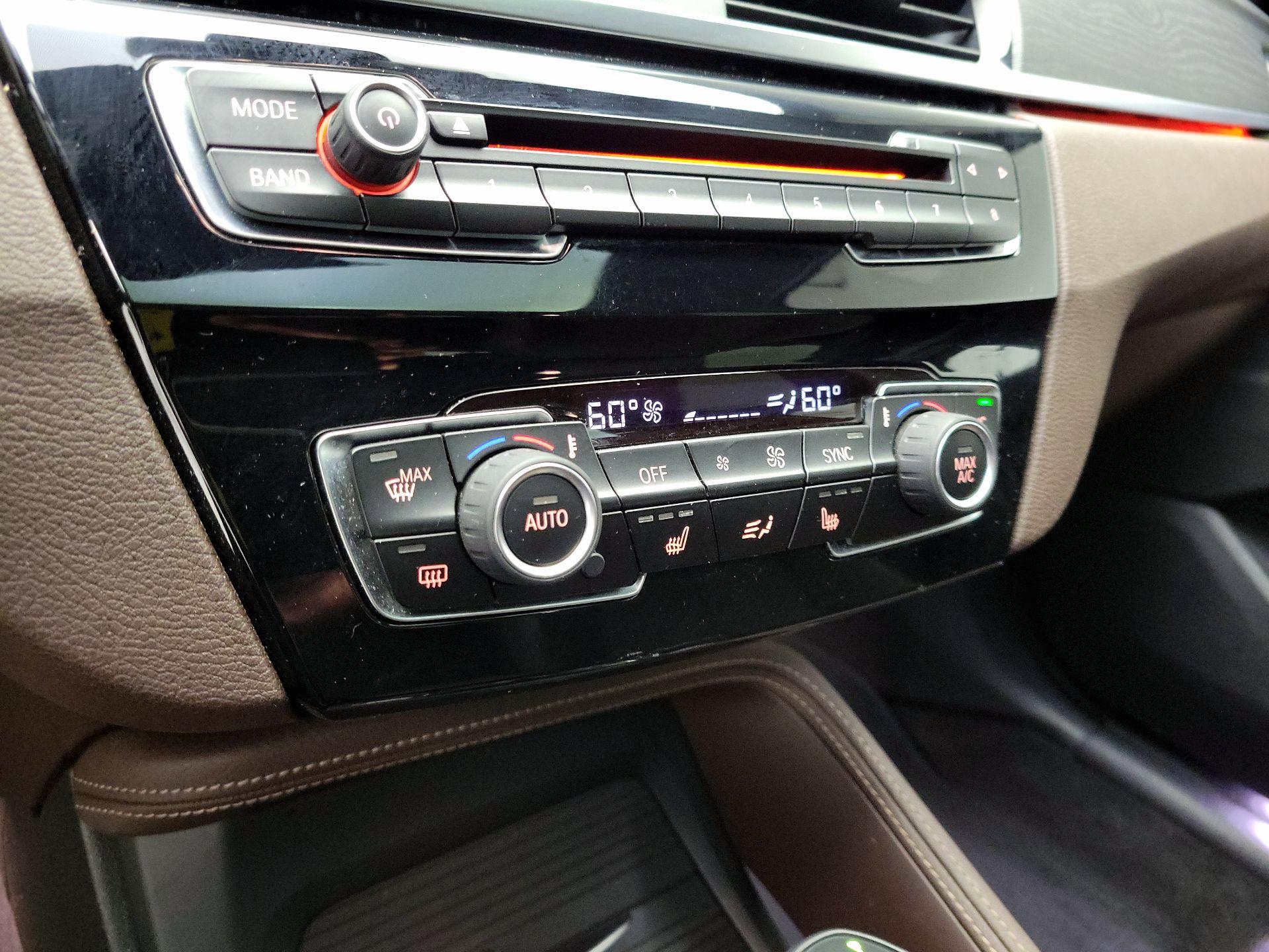 Thumbnail: 2017 BMW X1 - 15