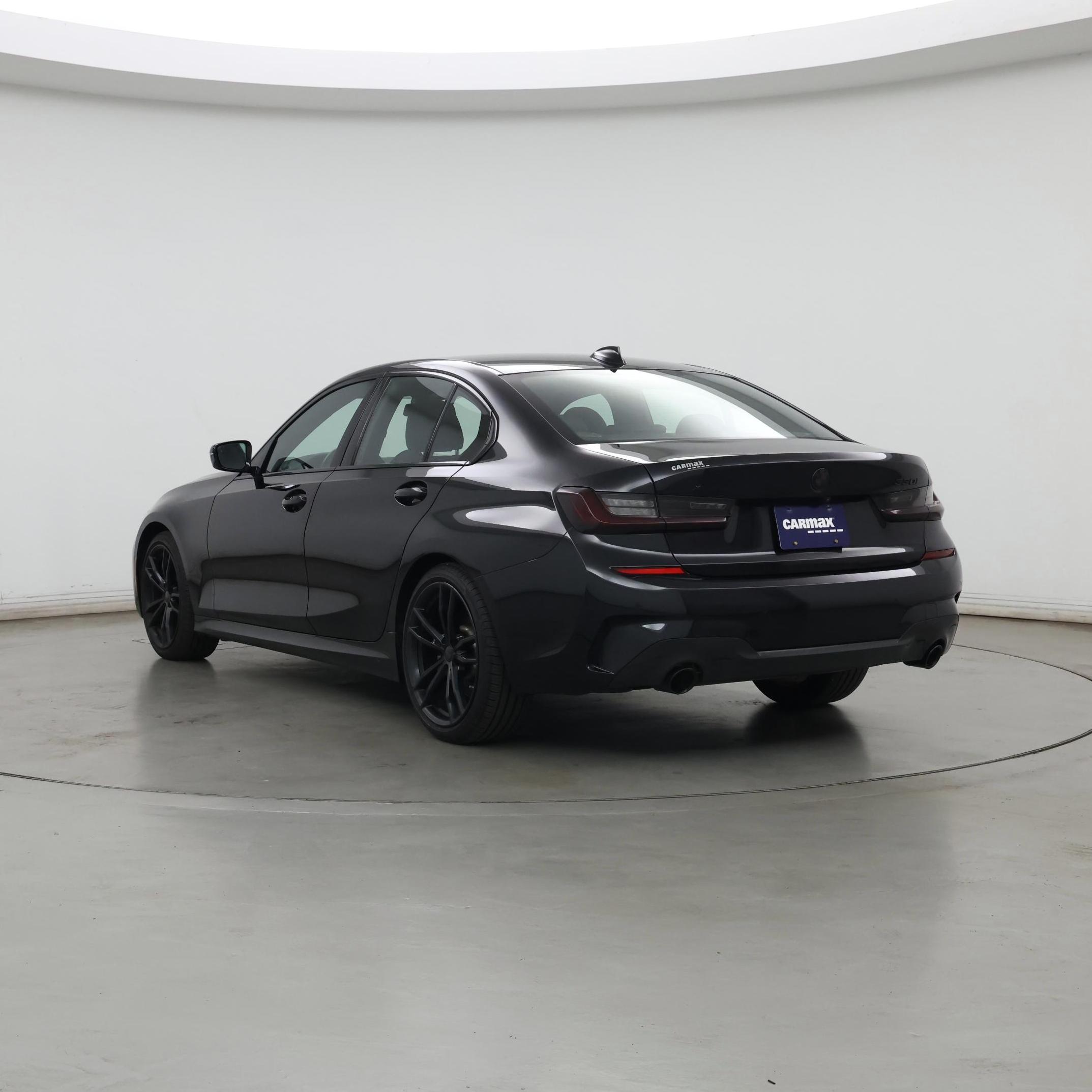 Thumbnail: 2021 BMW 3 Series - 2