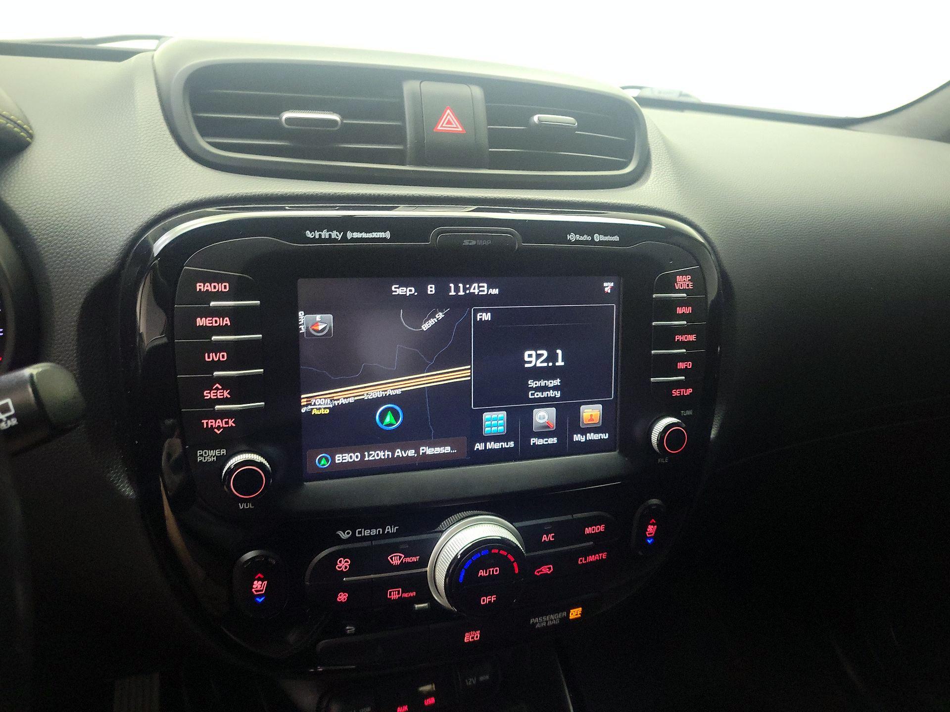 Thumbnail: 2015 Kia Soul - 15