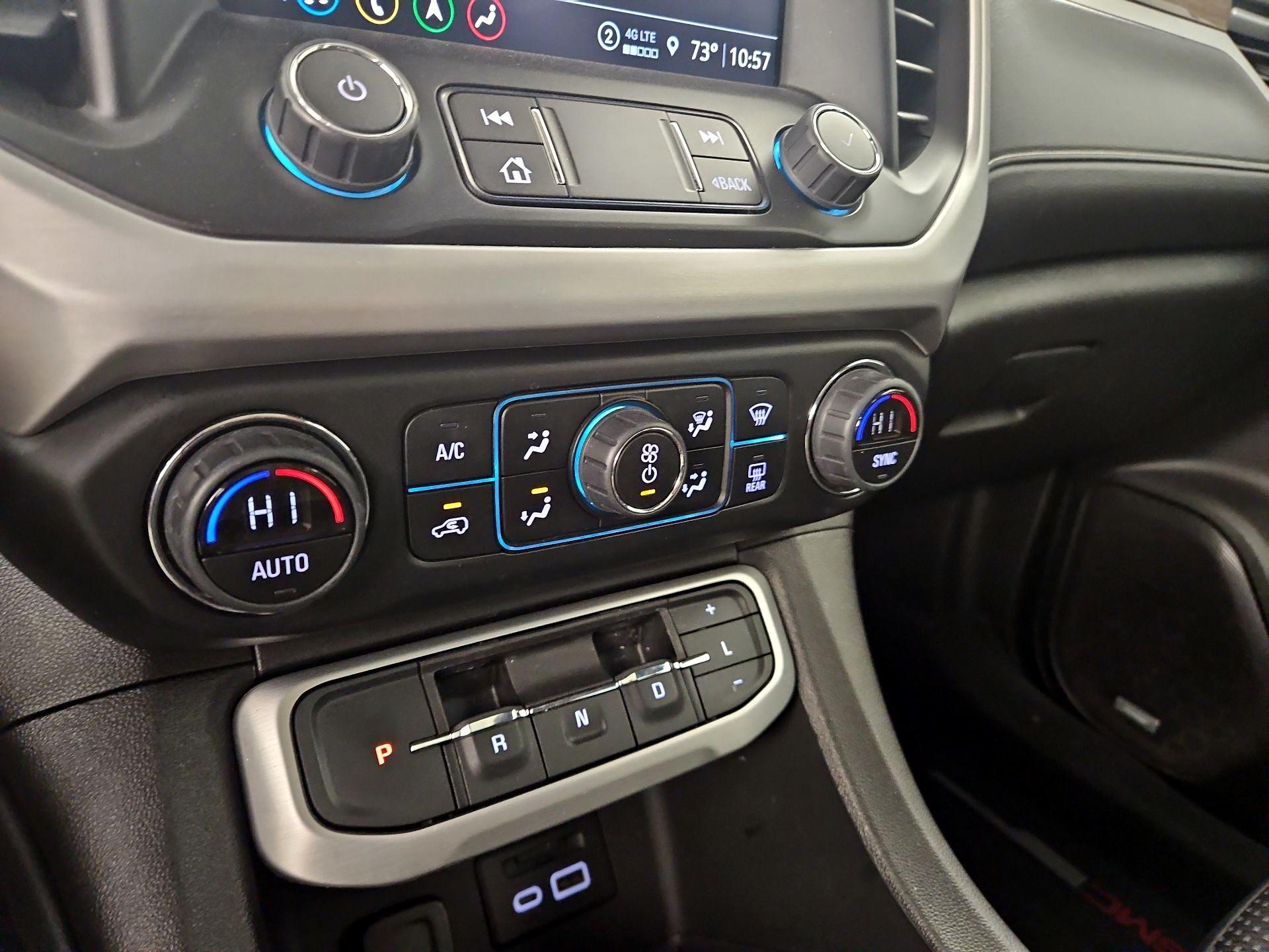 Thumbnail: 2023 GMC Acadia - 17