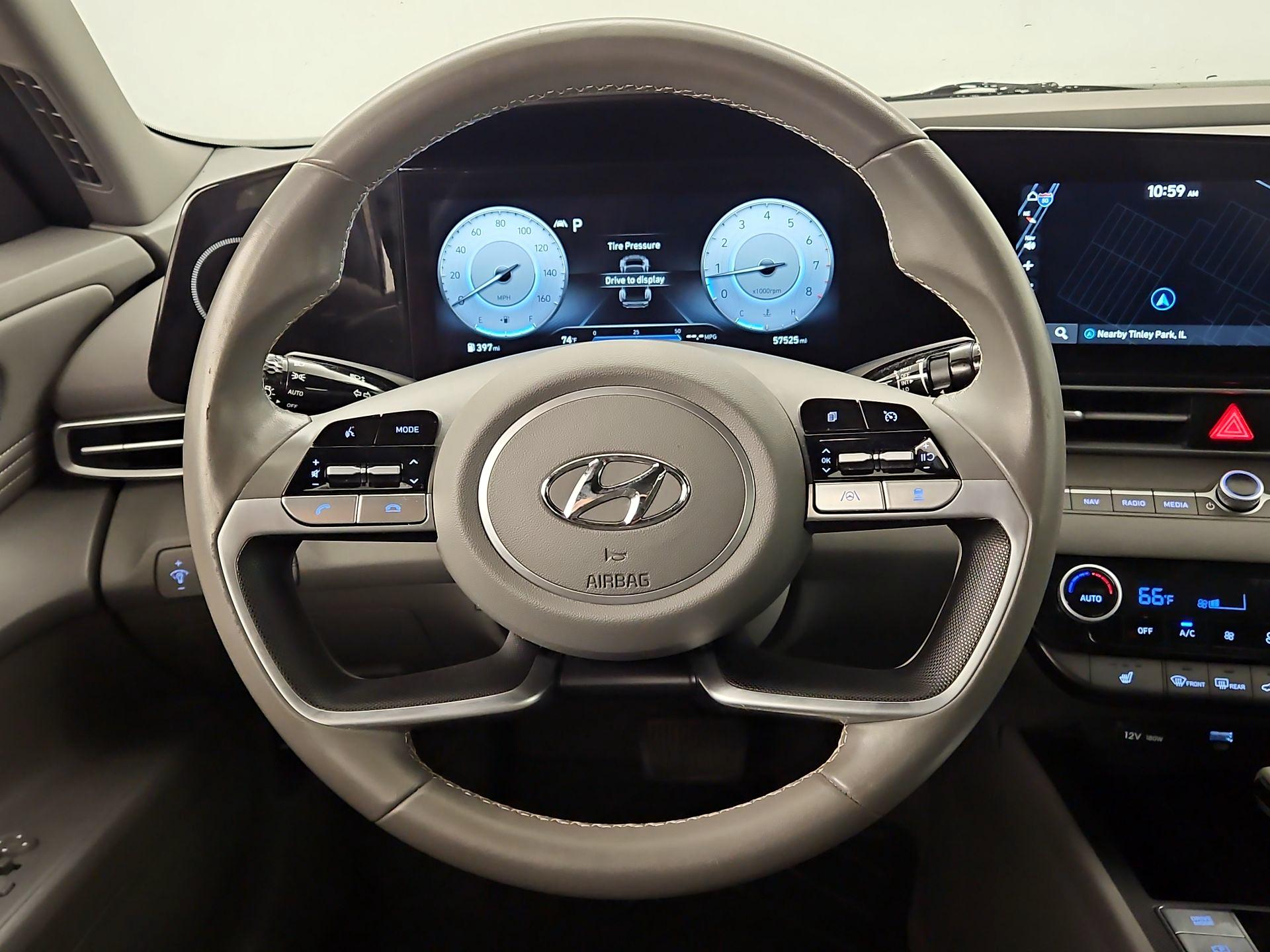 Thumbnail: 2023 Hyundai Elantra - 10