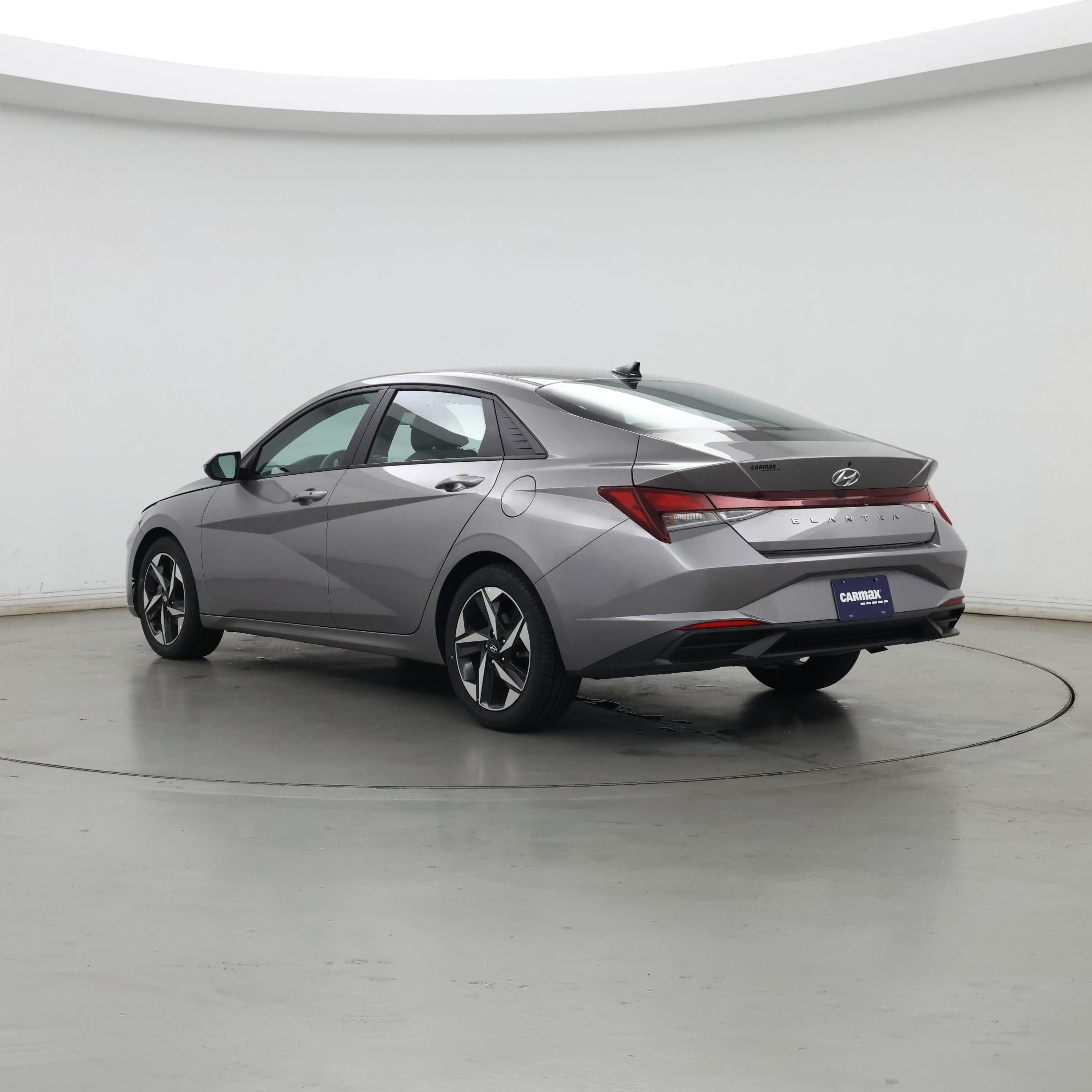 Thumbnail: 2023 Hyundai Elantra - 2