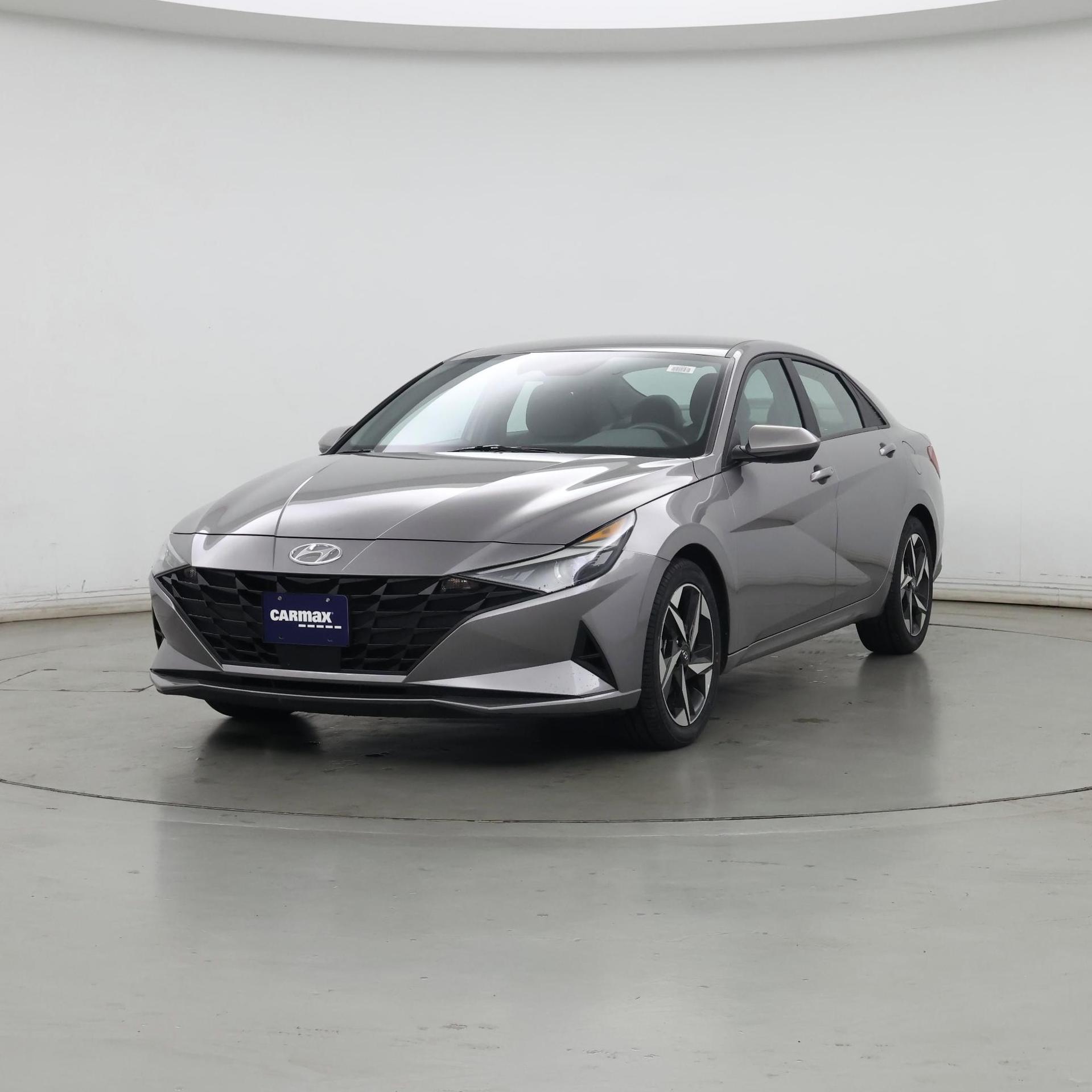 Thumbnail: 2023 Hyundai Elantra - 4