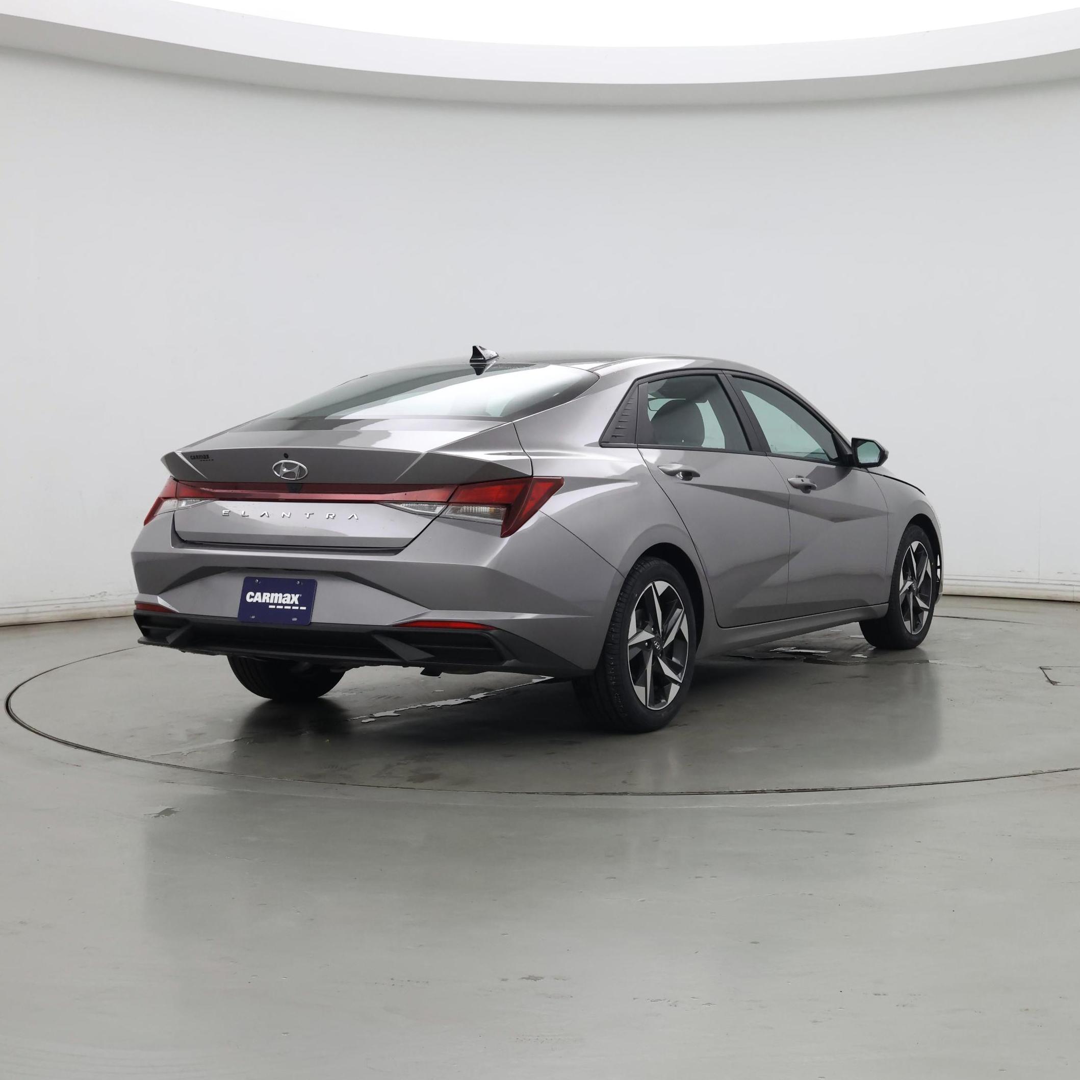 Thumbnail: 2023 Hyundai Elantra - 8