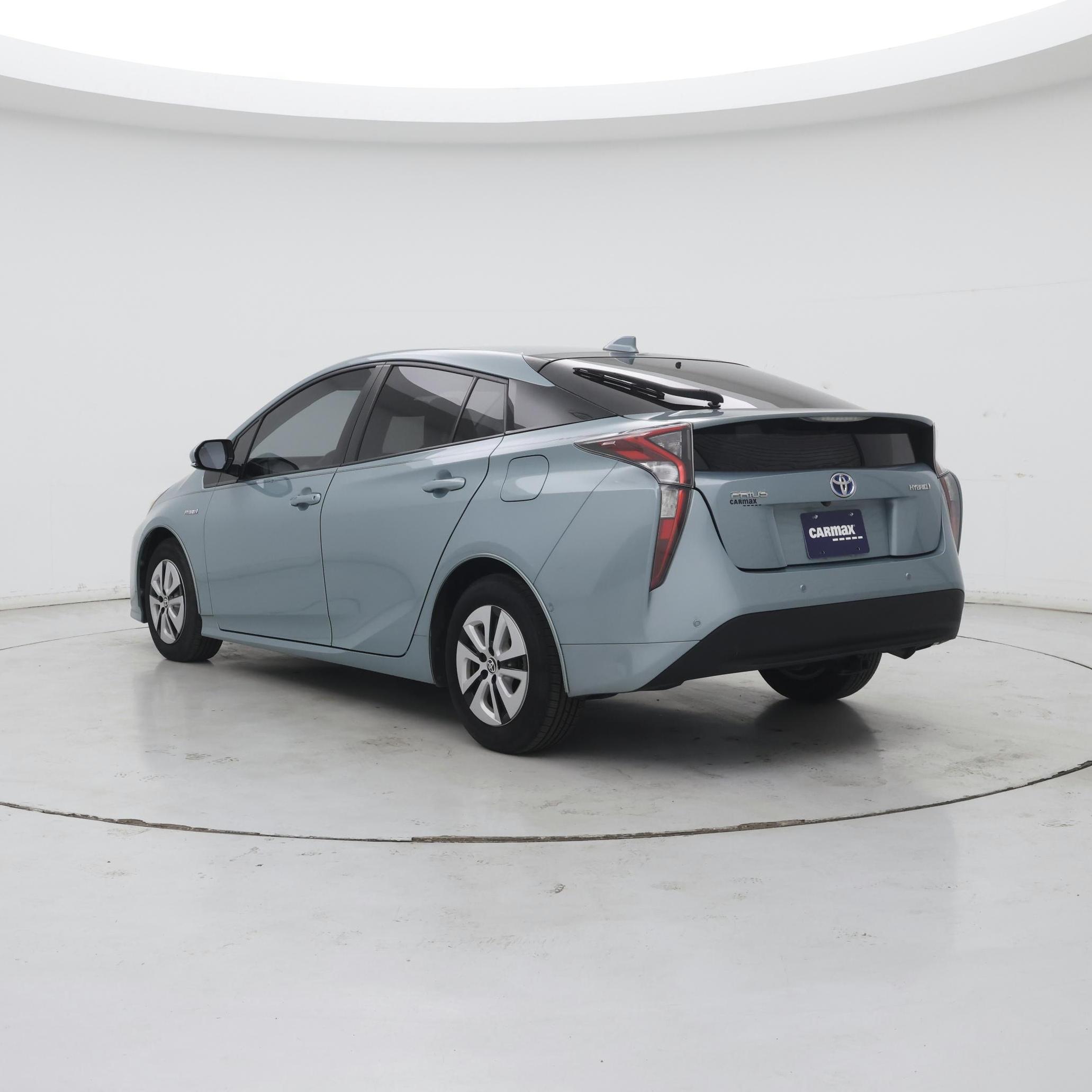 Thumbnail: 2017 Toyota Prius - 2