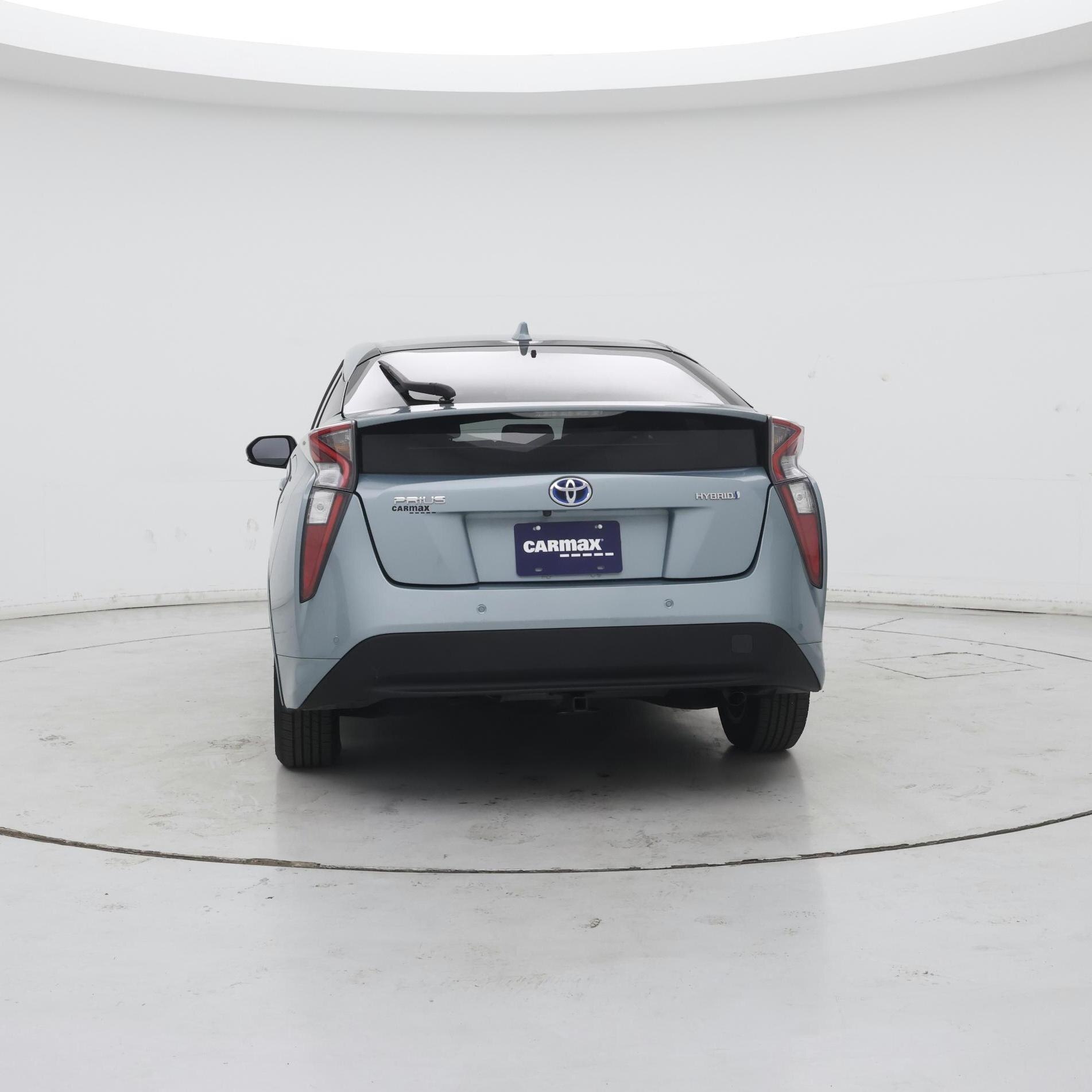 Thumbnail: 2017 Toyota Prius - 6
