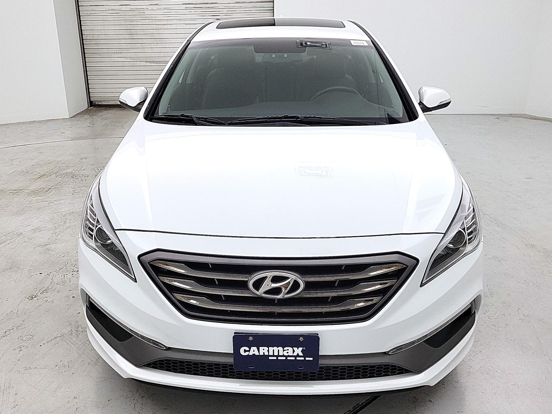 Thumbnail: 2017 Hyundai Sonata - 2