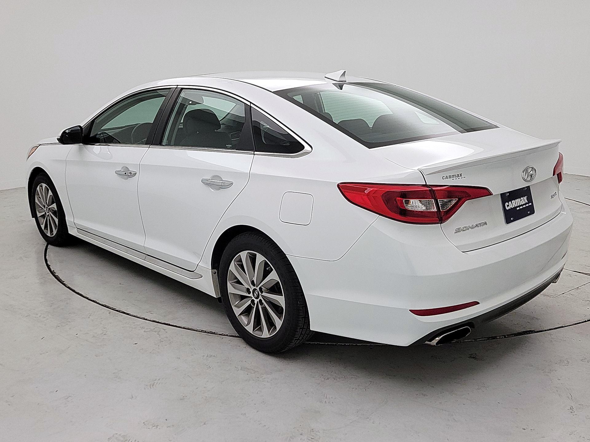 Thumbnail: 2017 Hyundai Sonata - 7