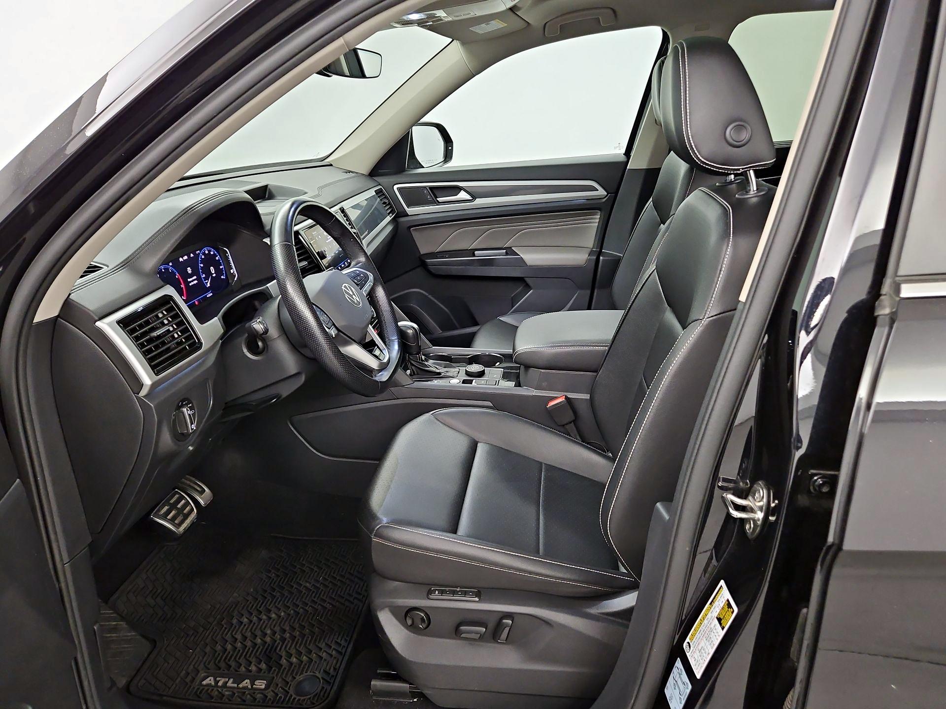 Thumbnail: 2021 Volkswagen Atlas - 11