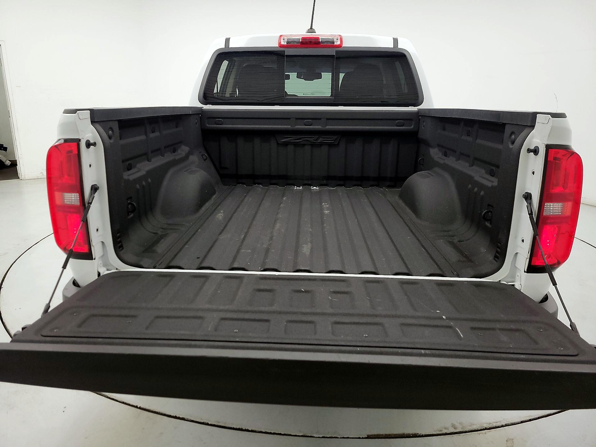 Thumbnail: 2018 Chevrolet Colorado - 20