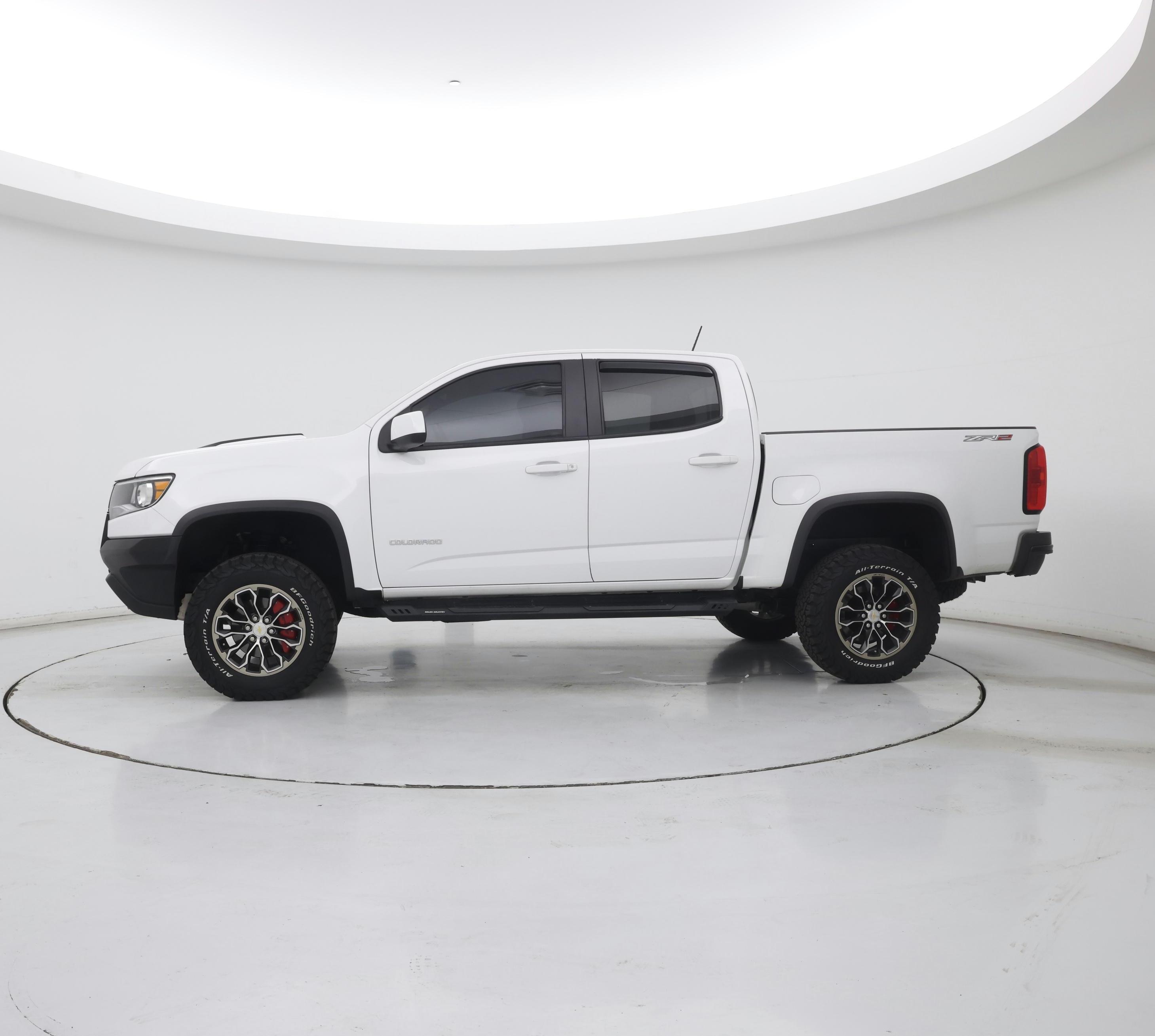 Thumbnail: 2018 Chevrolet Colorado - 3