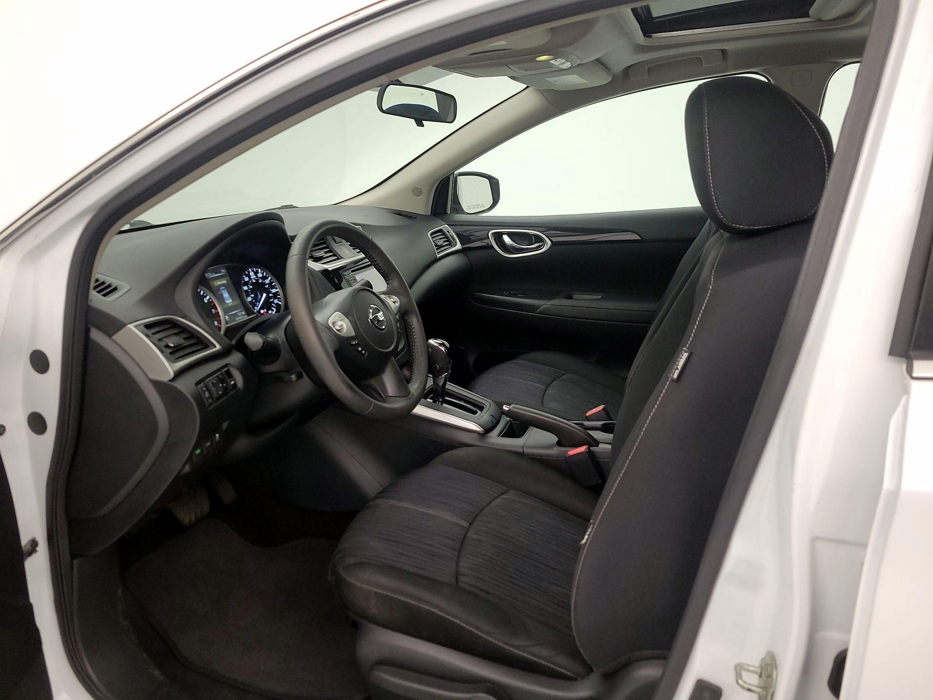 Thumbnail: 2017 Nissan Sentra - 11