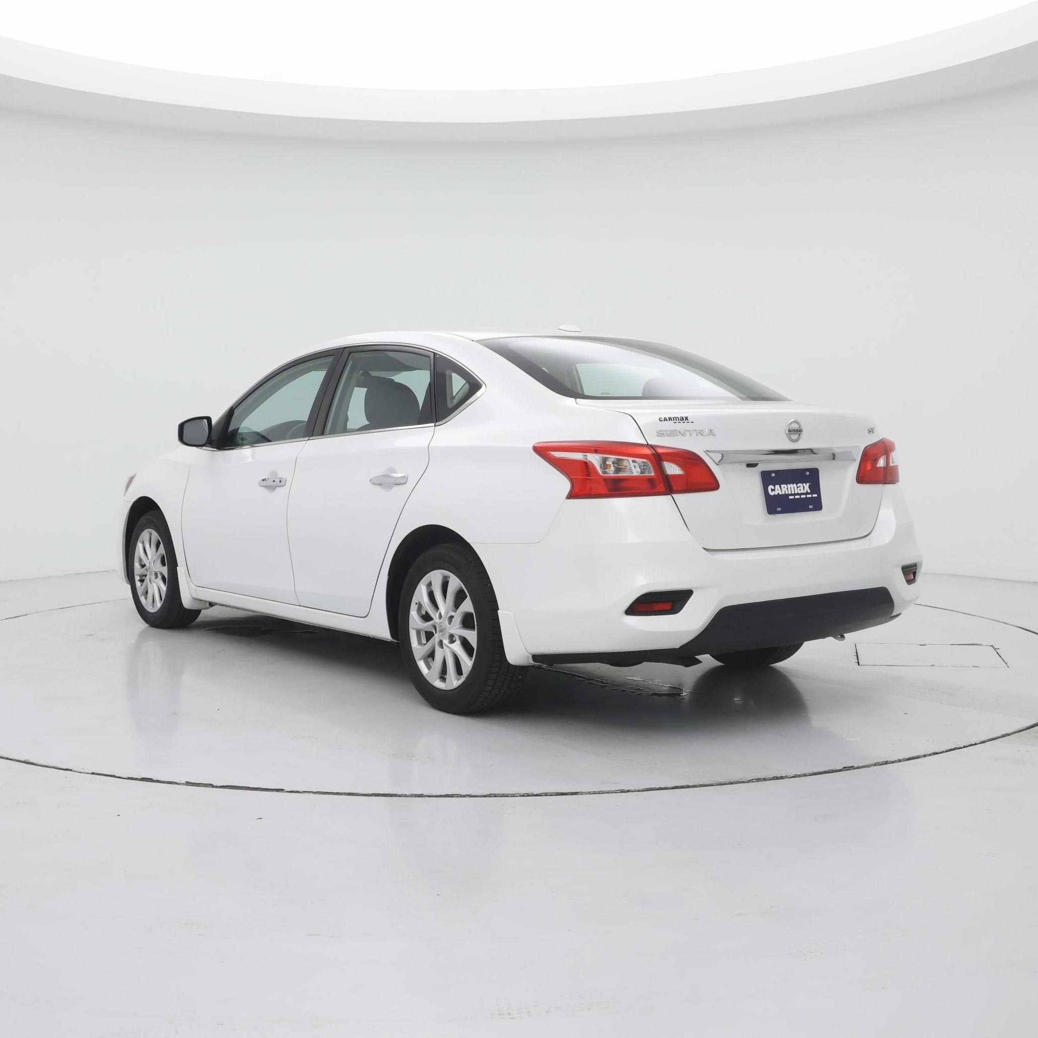 Thumbnail: 2017 Nissan Sentra - 2