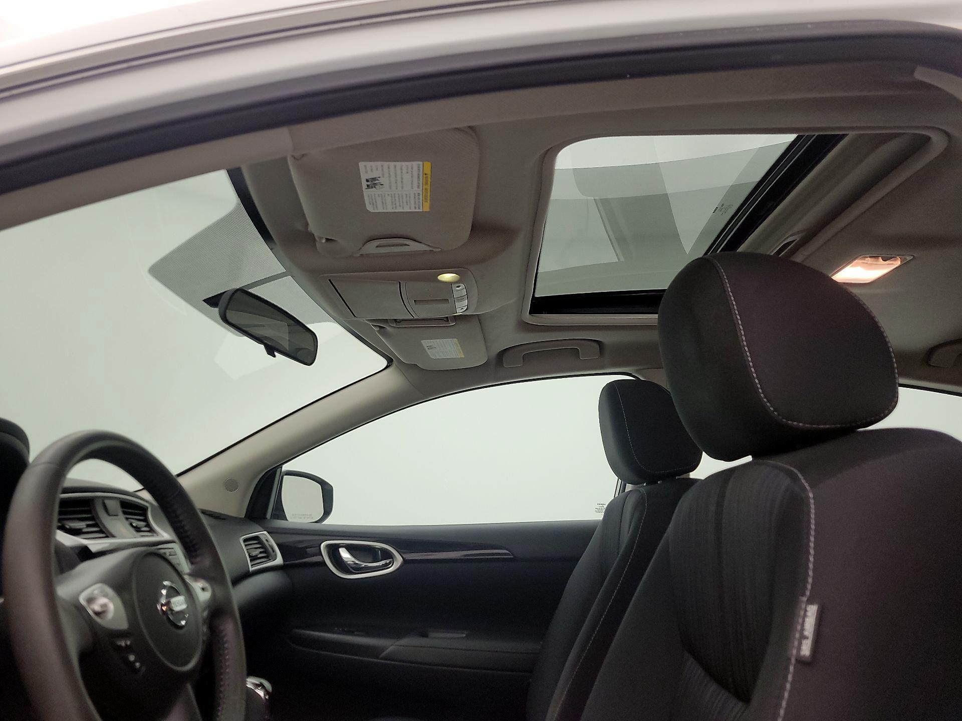 Thumbnail: 2017 Nissan Sentra - 19