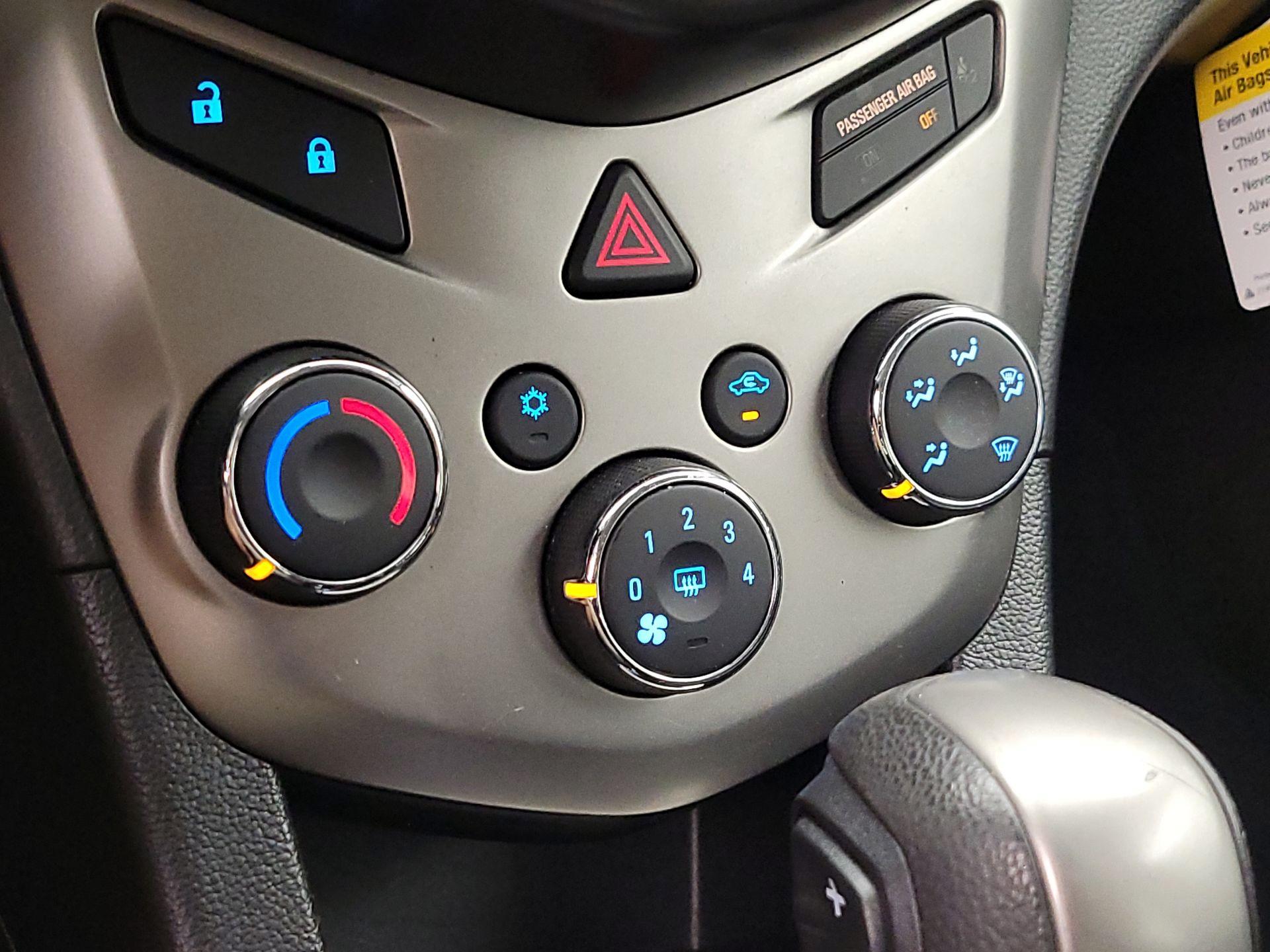 Thumbnail: 2016 Chevrolet Sonic - 16