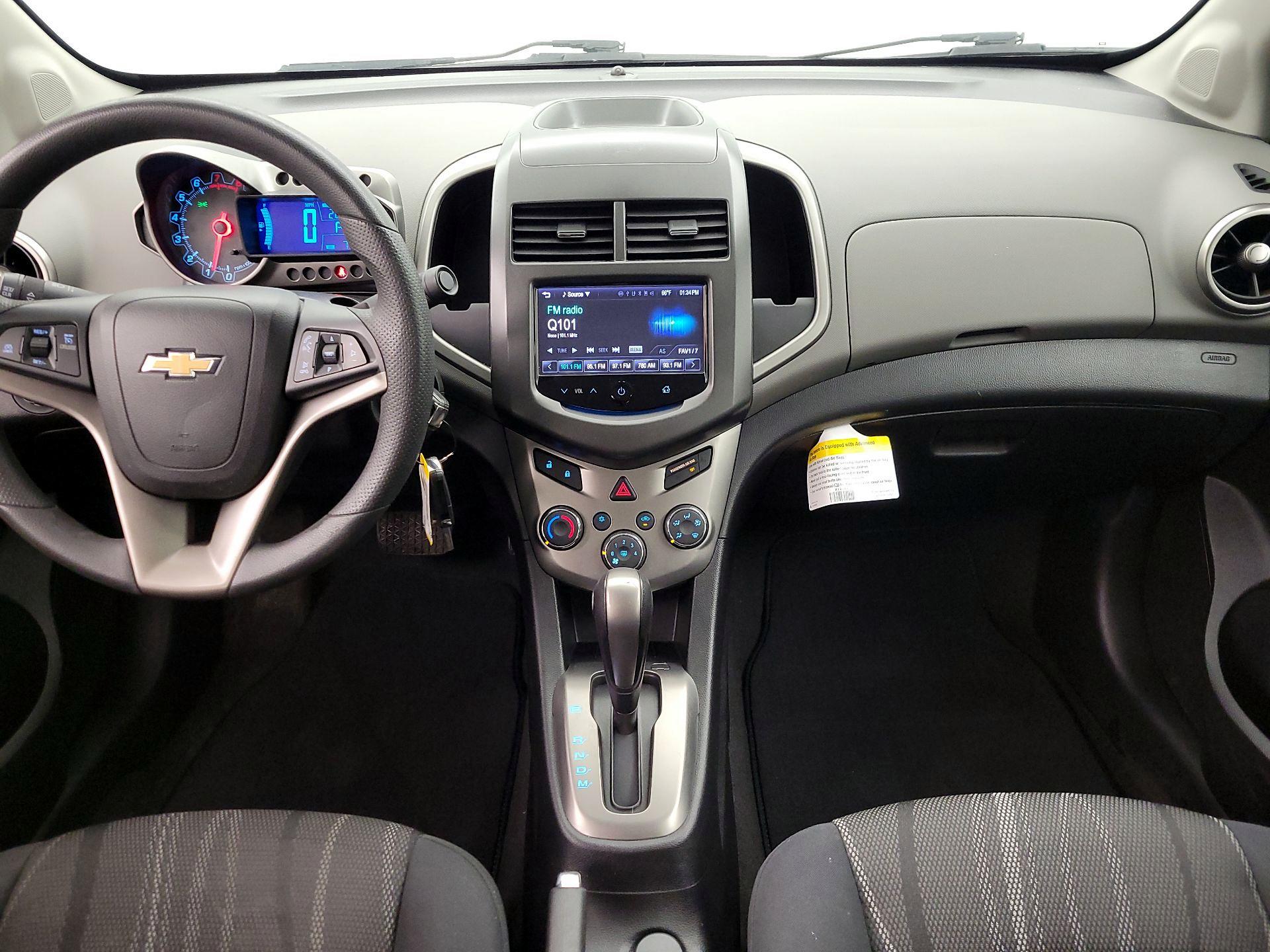 Thumbnail: 2016 Chevrolet Sonic - 17