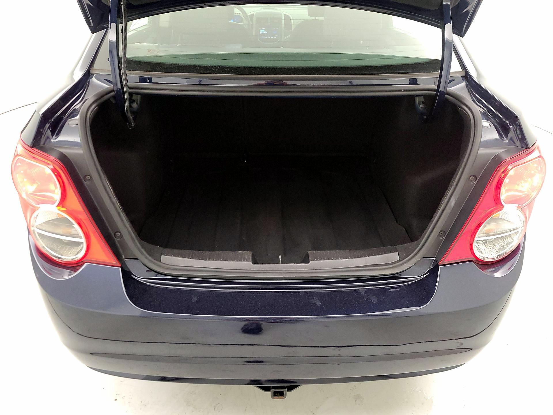 Thumbnail: 2016 Chevrolet Sonic - 19