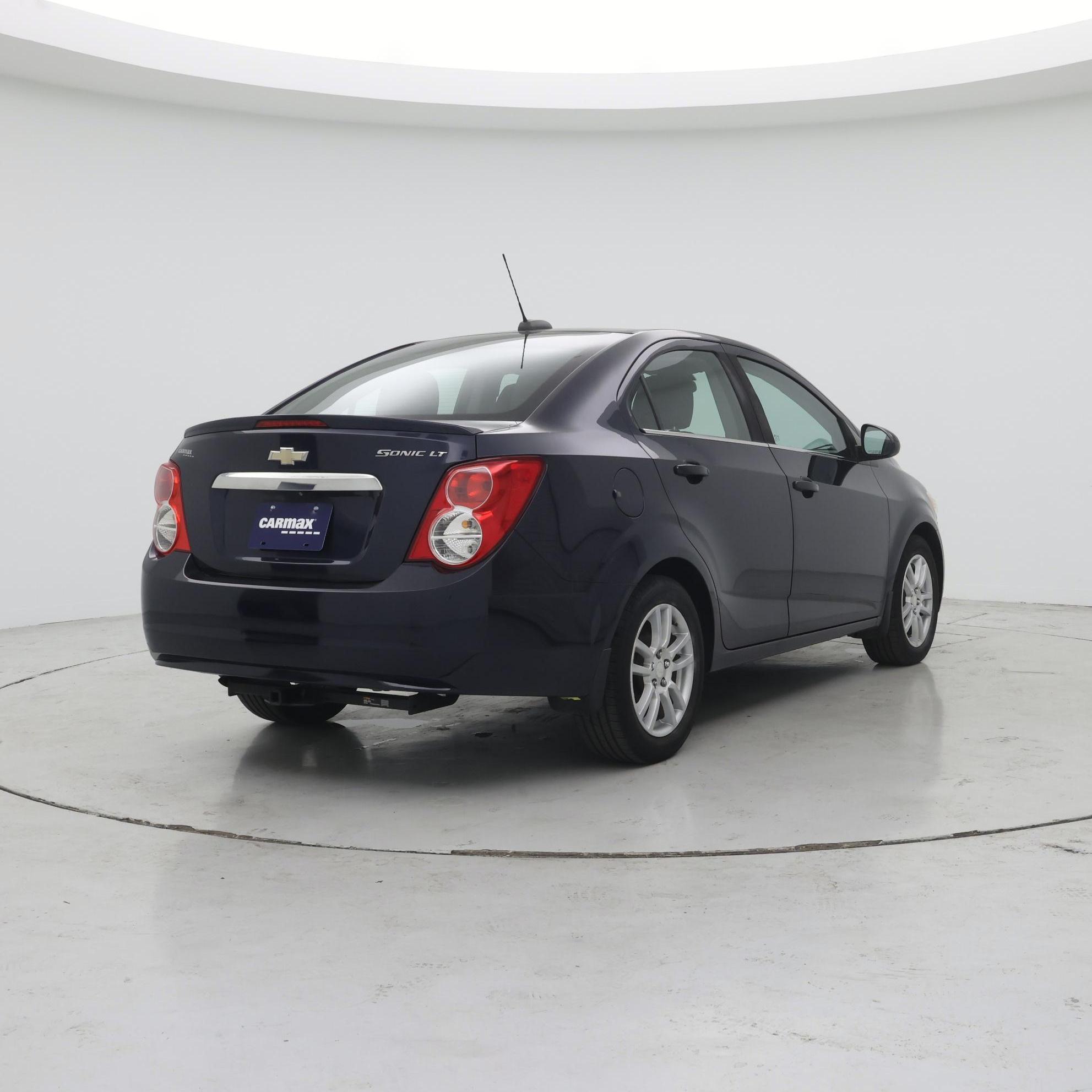 Thumbnail: 2016 Chevrolet Sonic - 8