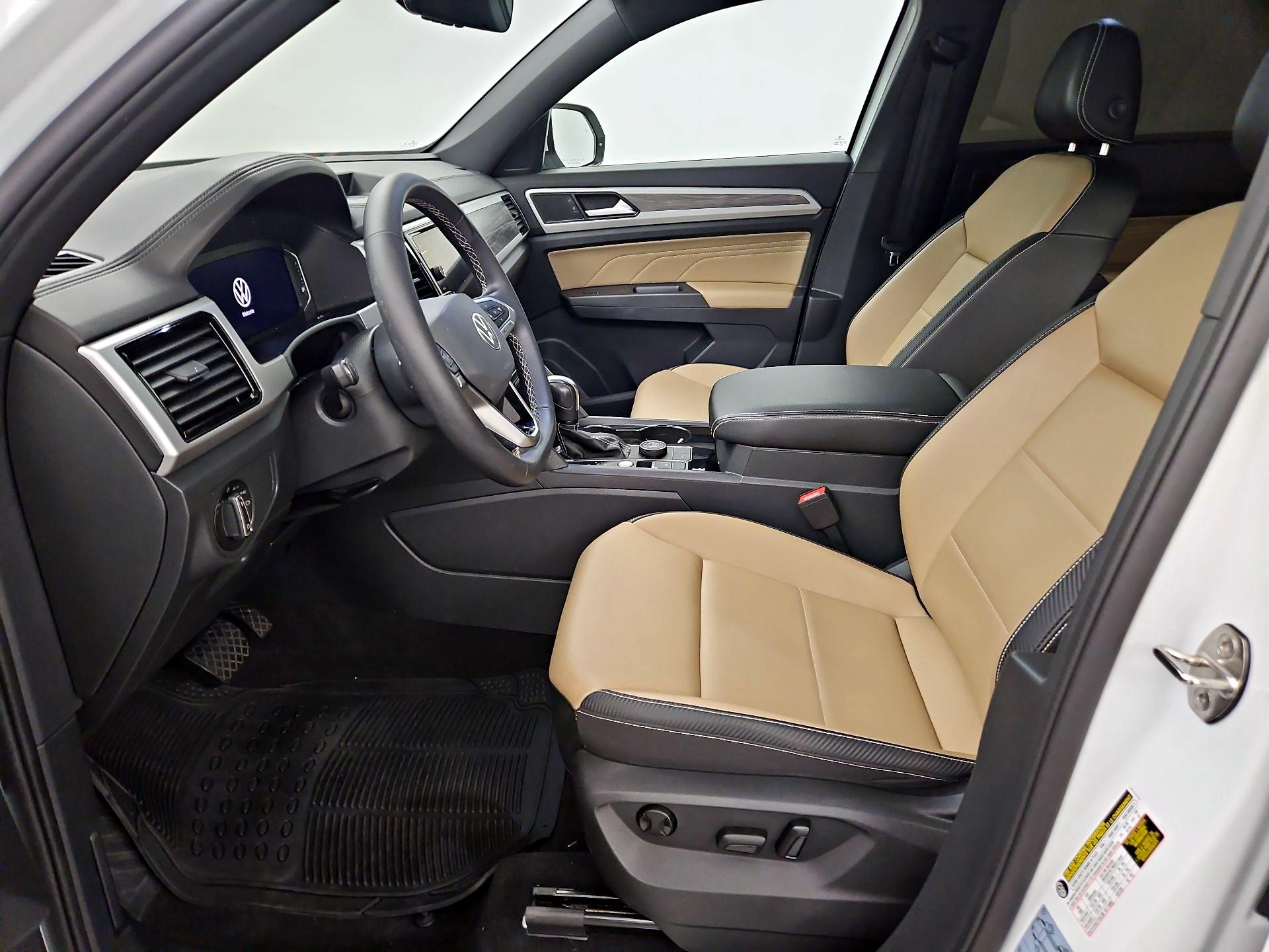 Thumbnail: 2022 Volkswagen Atlas - 11