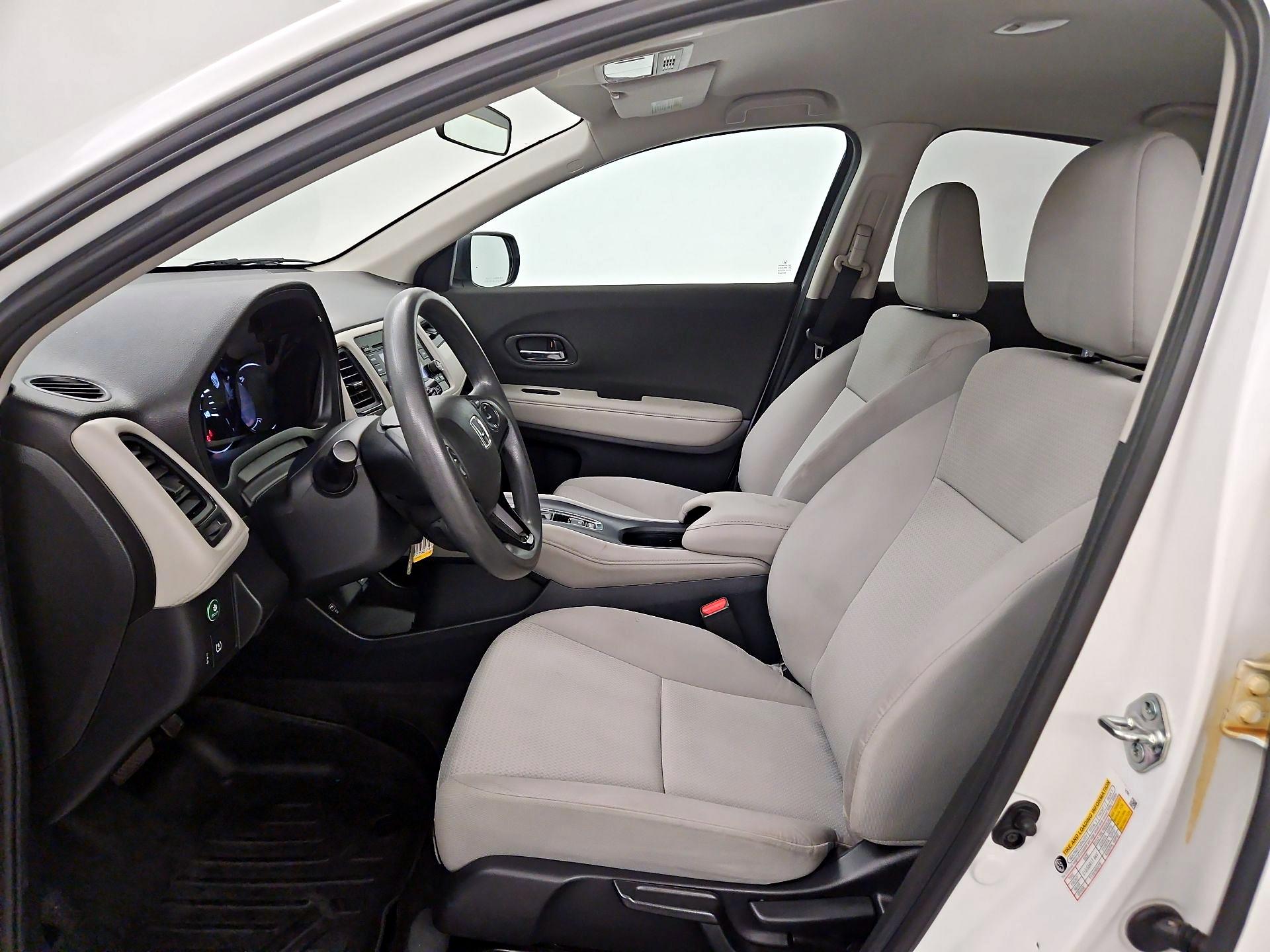 Thumbnail: 2020 Honda HR-V - 11