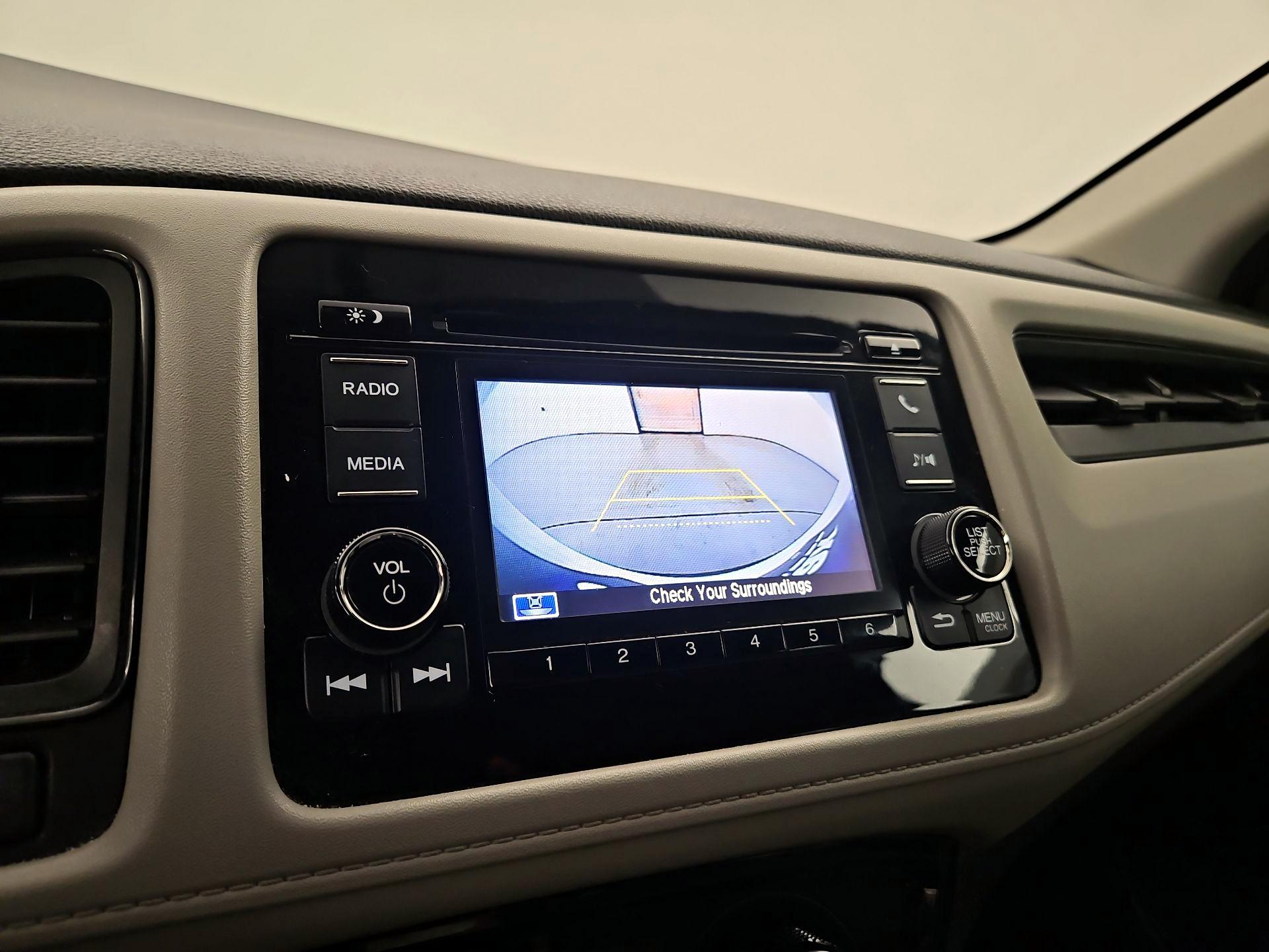 Thumbnail: 2020 Honda HR-V - 14