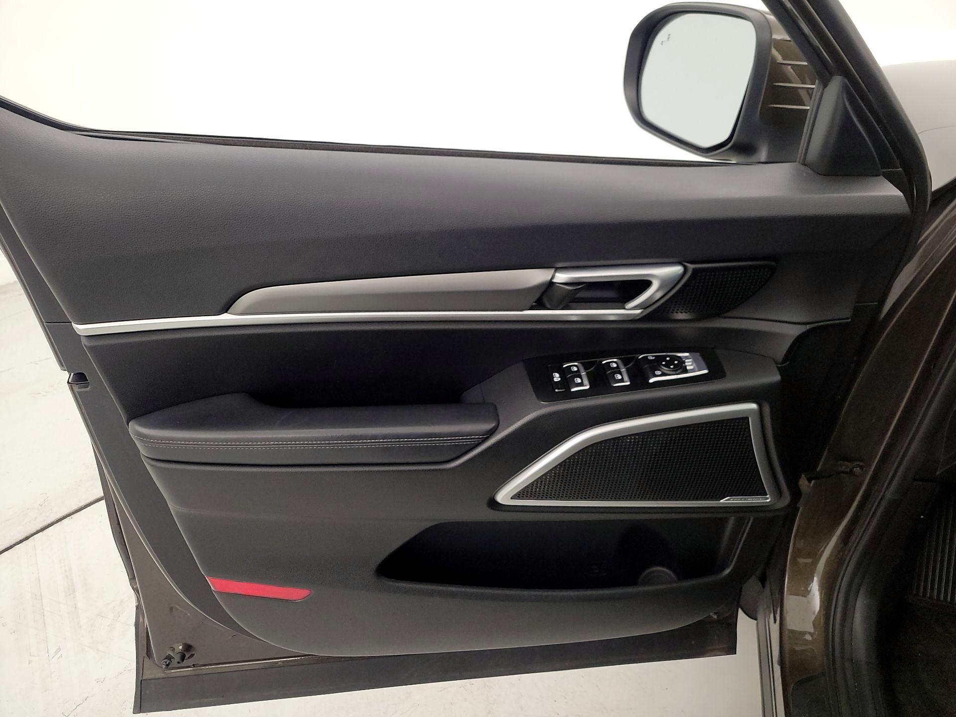 Thumbnail: 2020 Kia Telluride - 12