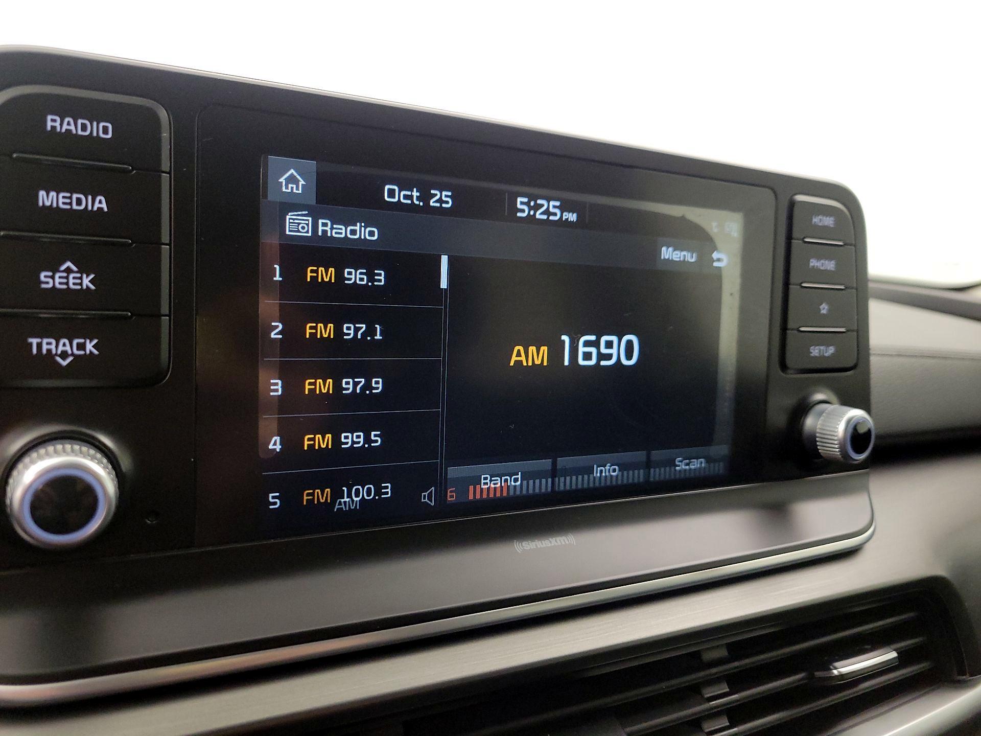 Thumbnail: 2020 Kia Telluride - 15